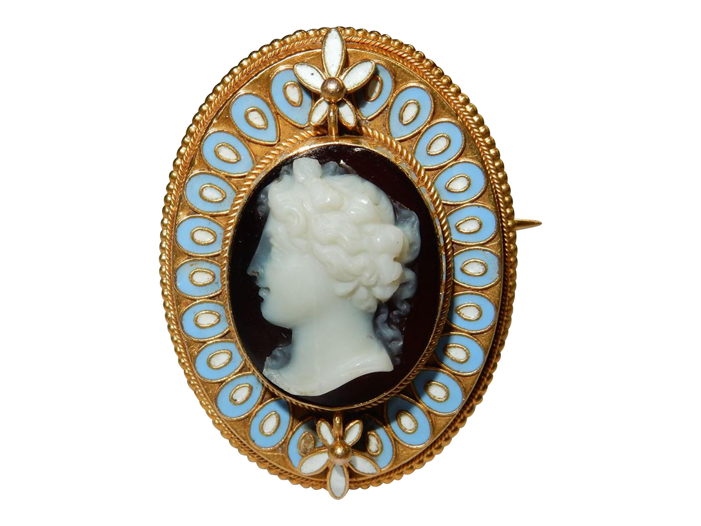 Important Exquisite Rare Antique Hardstone Gold & Enamel Cameo Brooch For Sale 6