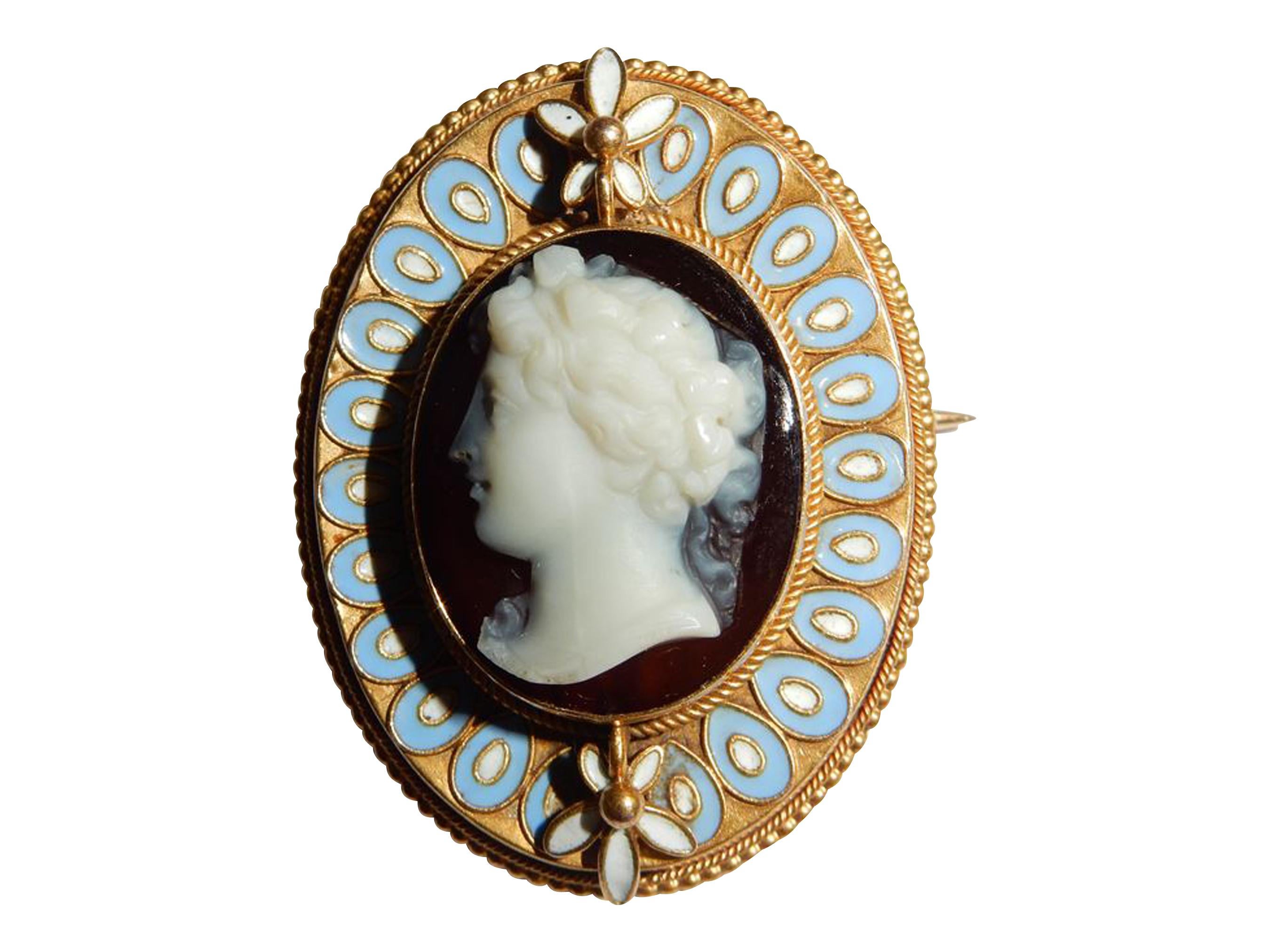 Important Exquisite Rare Antique Hardstone Gold & Enamel Cameo Brooch For Sale 7