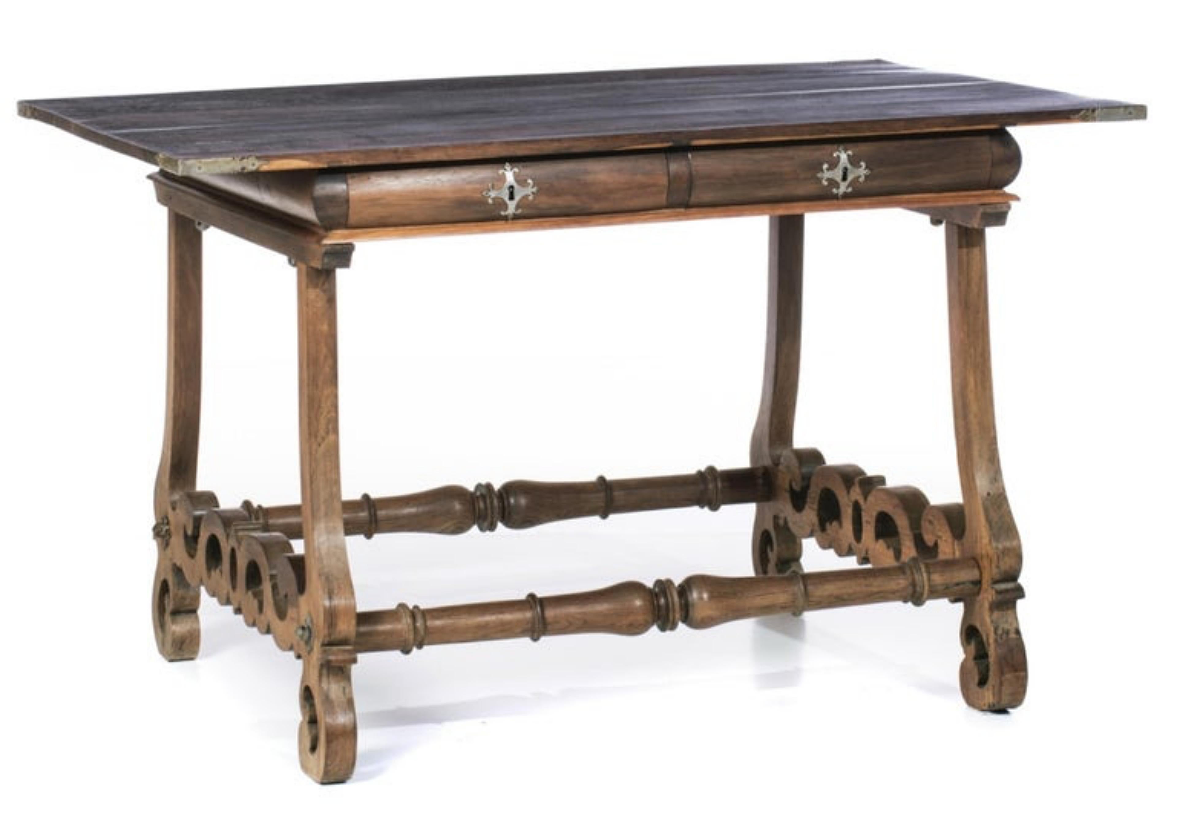 Portuguese Important Filipine Table of the 17th Century For Sale