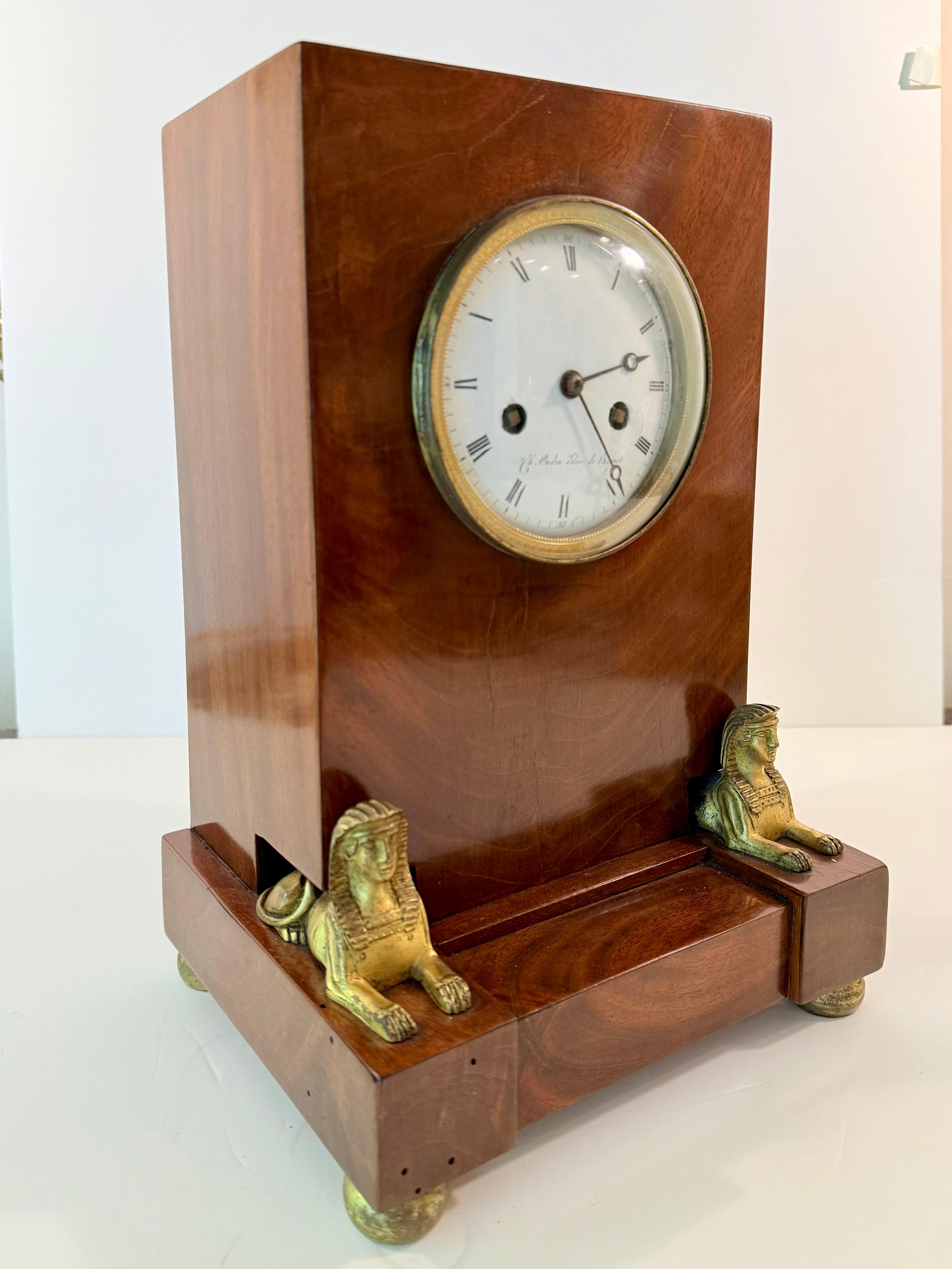 Important First Empire Mahogany Clock  by Charles Oudin in vendita 1