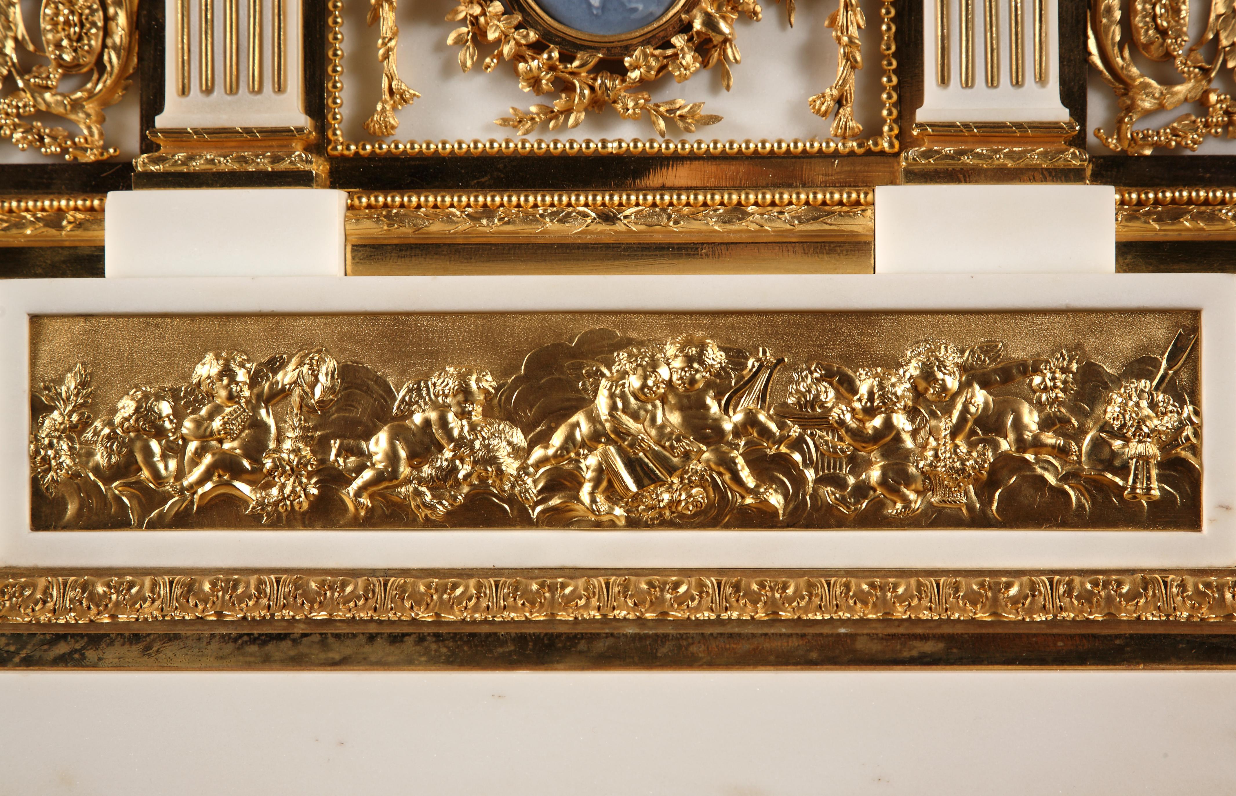Important Five Pieces Marble and Gilded Bronze Clock Set, France, Circa 1860 In Good Condition For Sale In PARIS, FR