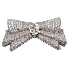 Important French 1950s Diamond Bow Brooch in Platinum and White Gold