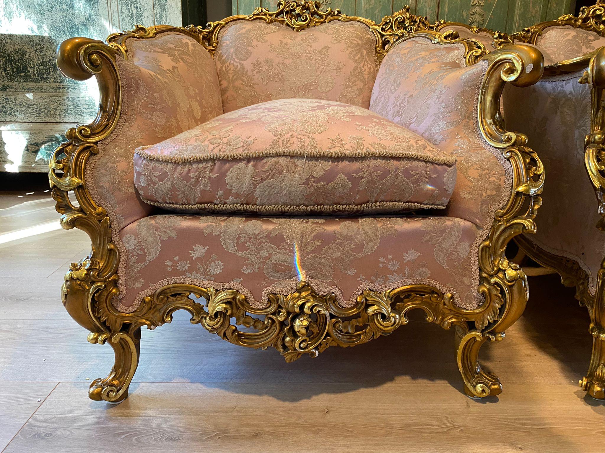 Silk Important French Set Sofa, (2) Armchairs and a Table end 19th Century For Sale