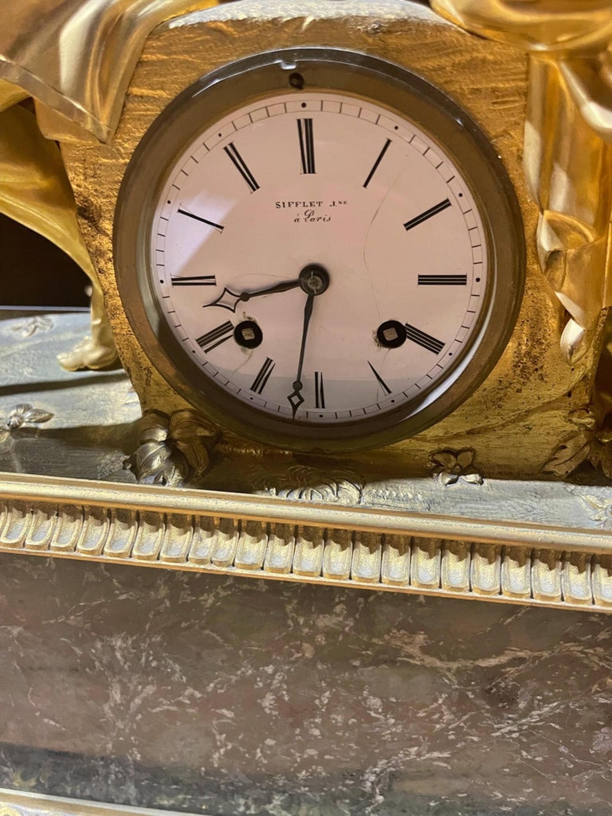 Important table clock
19th century 
French, in marble and relieved bronze and golden enameled dial, 
Roman numerals in black, eight days of autonomy, plays for hours and half hours. 
Marked. 'Sifflet J.Ne à Paris'. 
Mustard defect. 
Dimension: