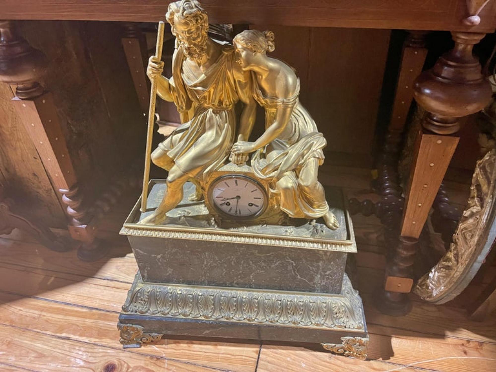 Français Importante horloge de table française, 19e siècle  en vente