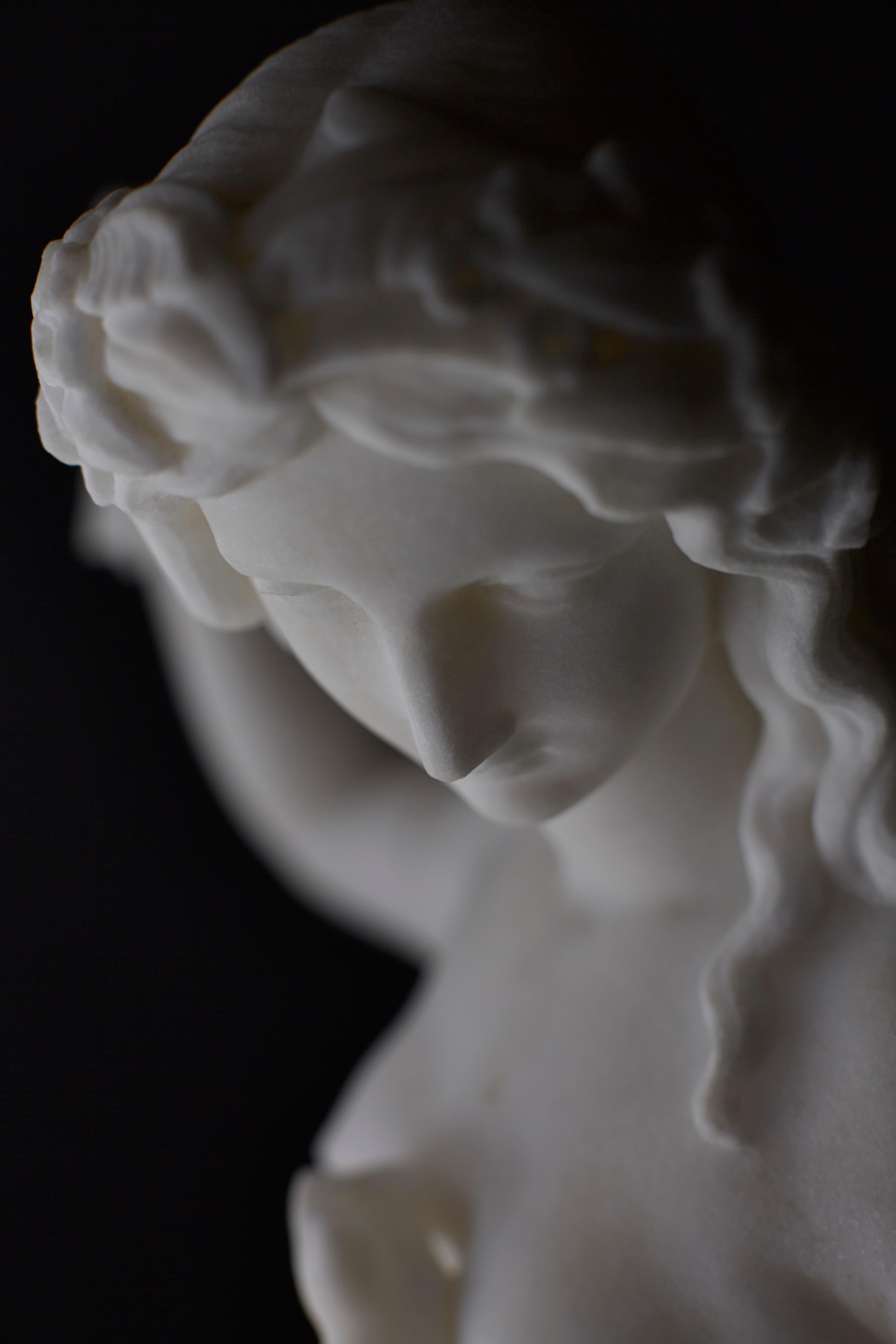 Important German Mid-19th Century Marble Statue 'Venus & Amor' by Schwanthaler 2