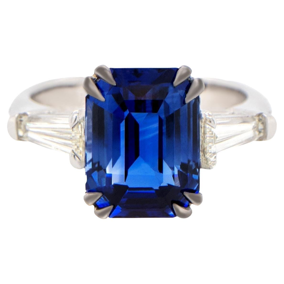 Important GIA Certified Natural Ceylon Sapphire Ring Diamonds 6.27 Carats 18K For Sale