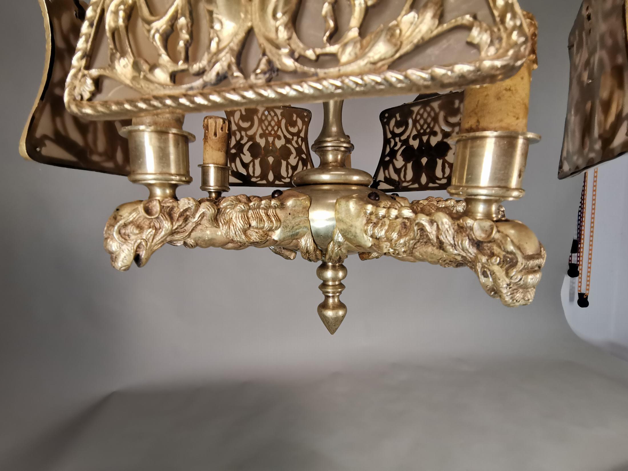 Modern Important Gilded Bronze Lamp of the 19th Century For Sale