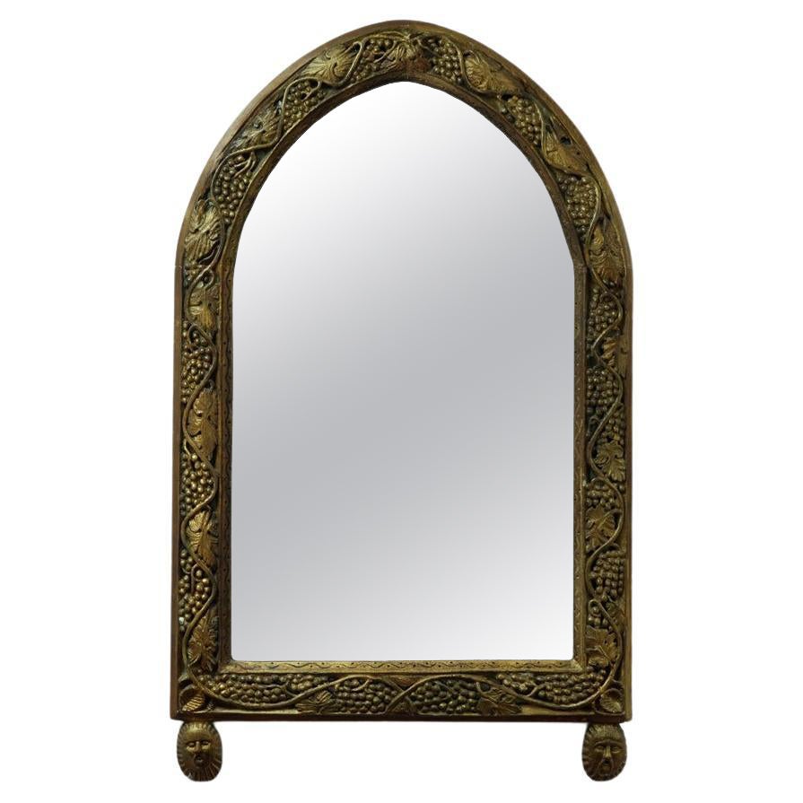 Importante specchio in legno dorato, XX secolo. in vendita