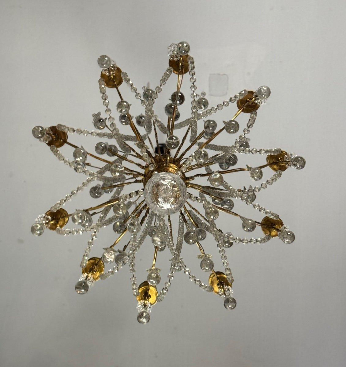 Importante lampadario in bronzo dorato con sfere di vetro, CIRCA 1890 in vendita 3