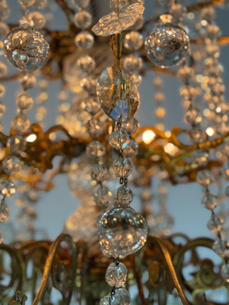 Luigi XV Importante lampadario in bronzo dorato con sfere di vetro, CIRCA 1890 in vendita
