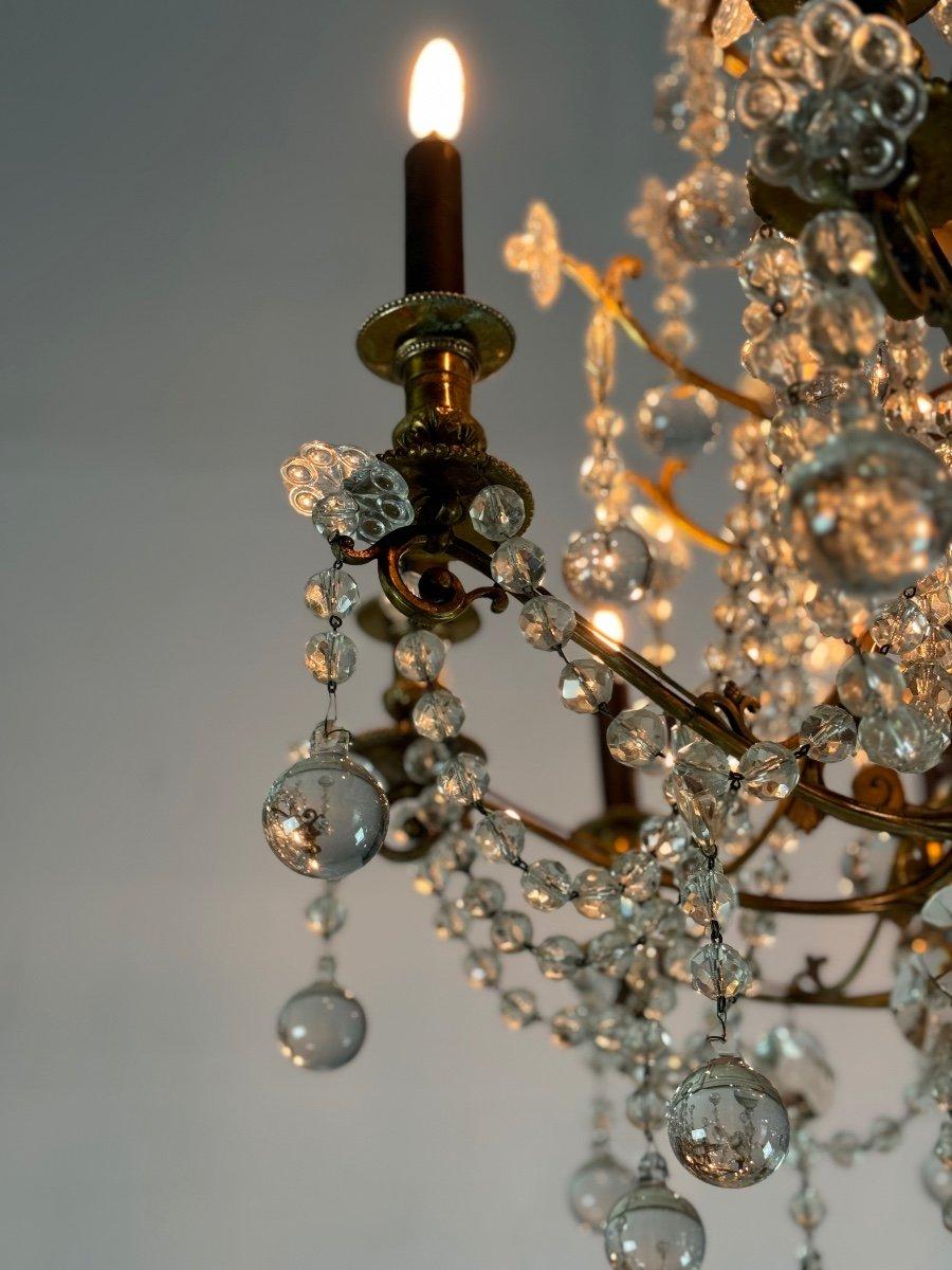 Importante lampadario in bronzo dorato con sfere di vetro, CIRCA 1890 in vendita 1