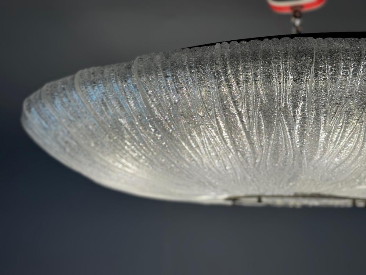 Important lustre en verre et laiton, Venini circa 1960, une paire disponible en vente 2