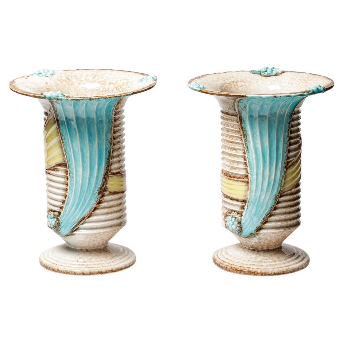 Importante coppia di vasi in ceramica smaltata, 1930 circa. in vendita