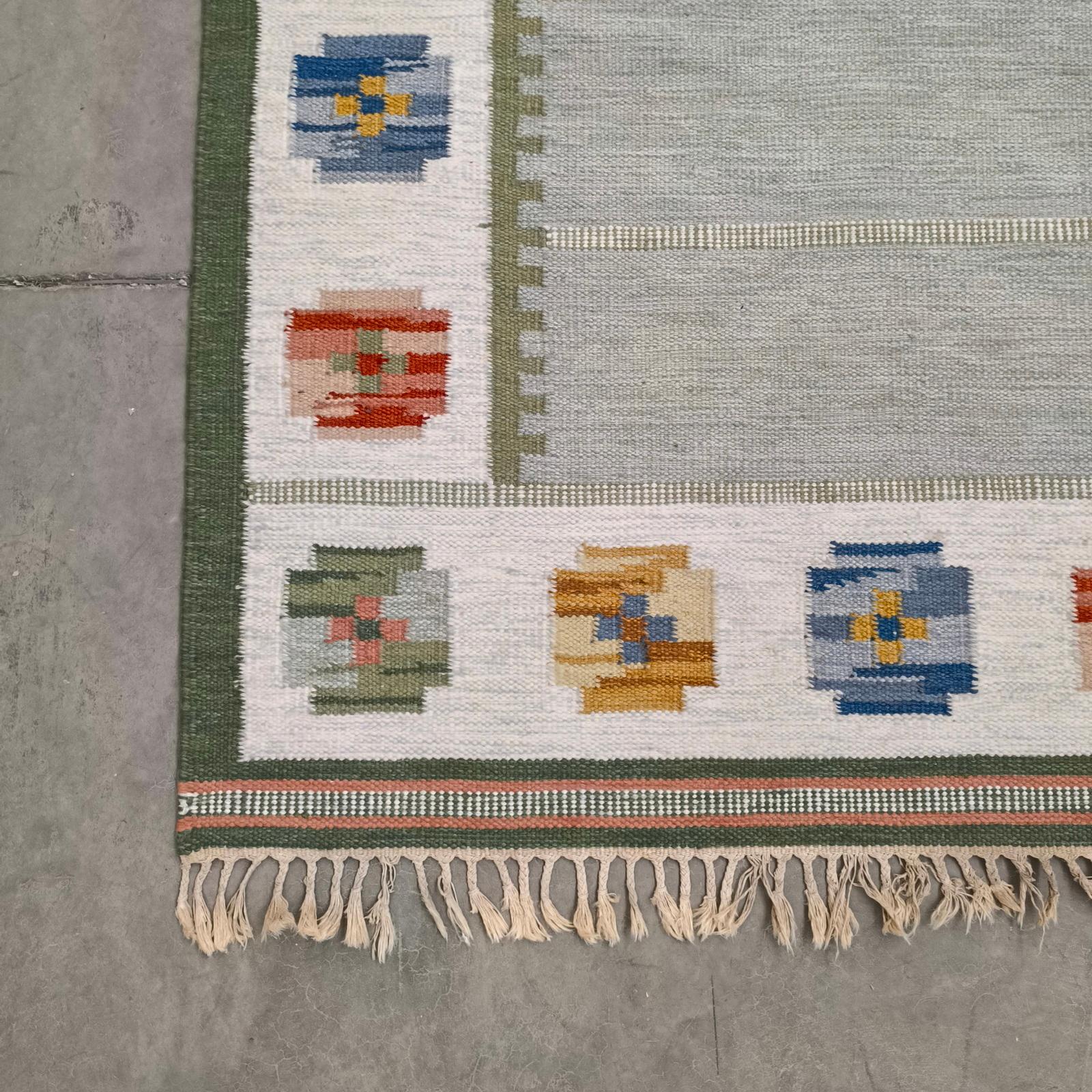 Suédois Important modèle historique de kilim suédois 