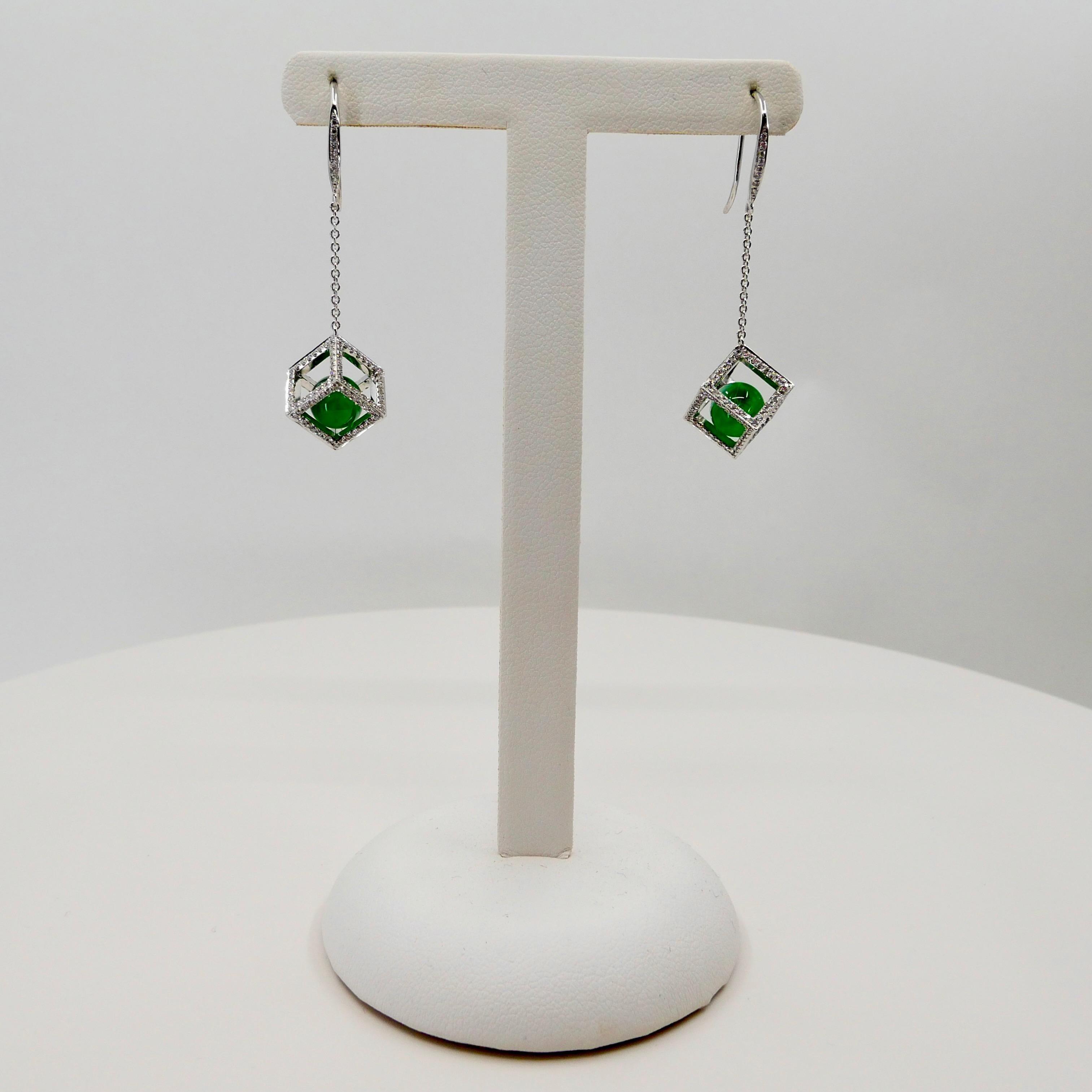 Important Imperial Jade Beads & Diamond Earrings, Collector's Imperial Green In New Condition For Sale In Hong Kong, HK