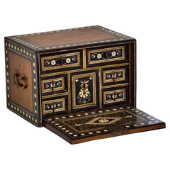 IMPORTANT INDO-PORTUGUESE COUNTER / SAFE WITH LID 17th Century