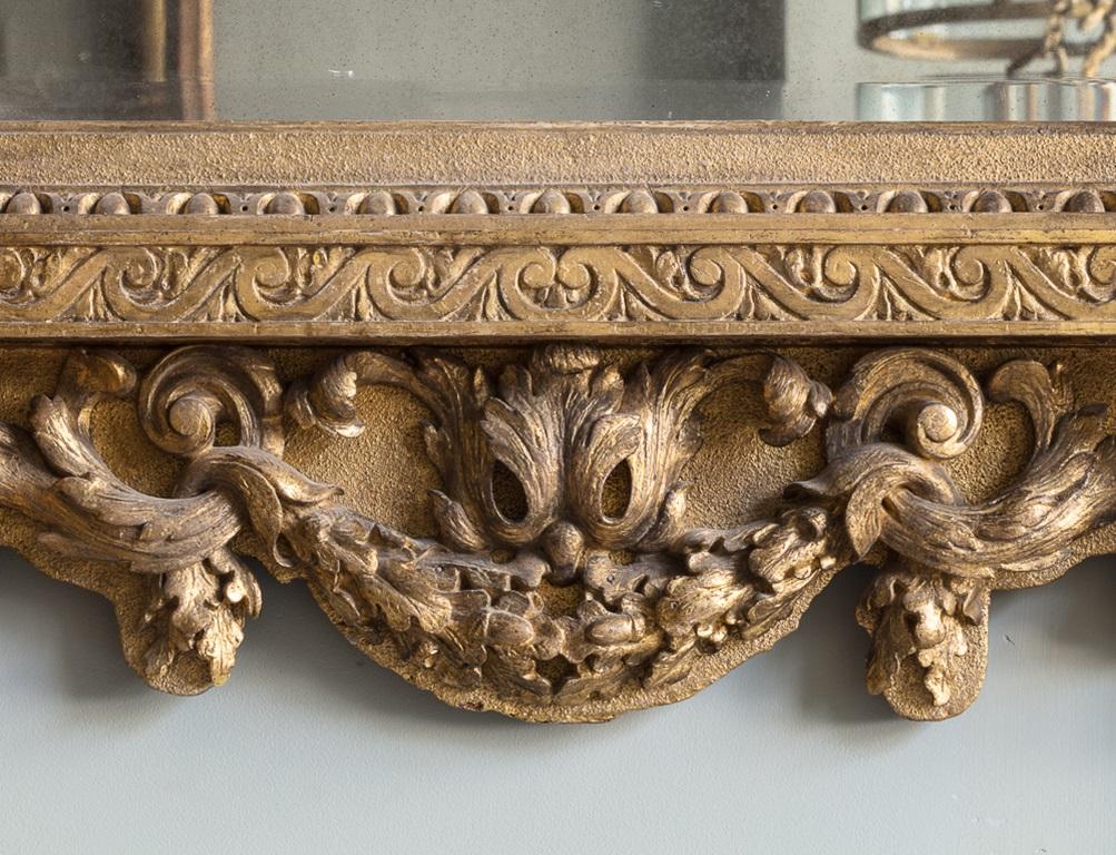 Important Irish George II Giltwood Mirror Attributed to John and Francis Booker In Good Condition For Sale In London, GB
