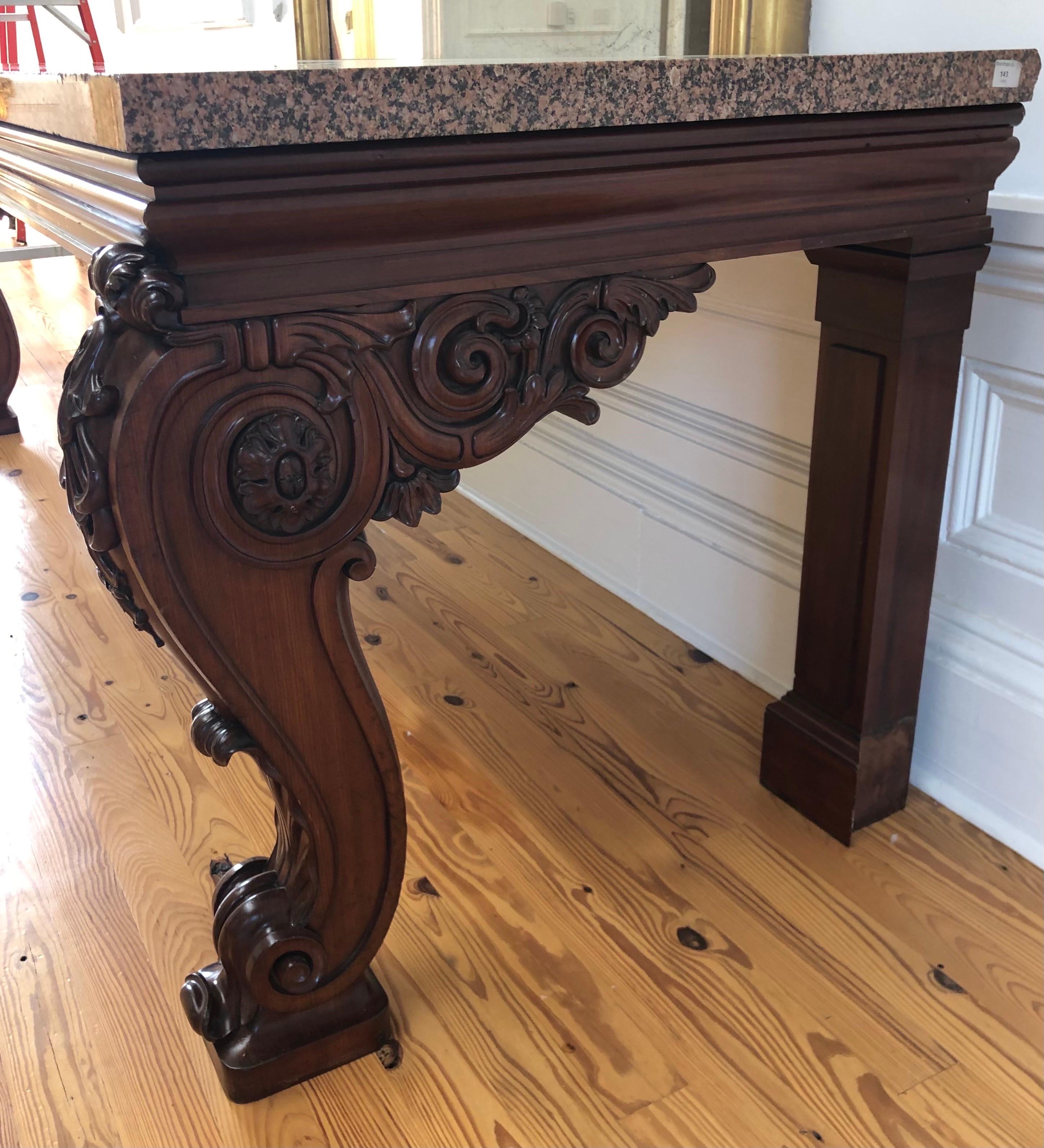 Important Irish Georgian Carved Mahogany Granite Slab Console / Hall Table For Sale 10