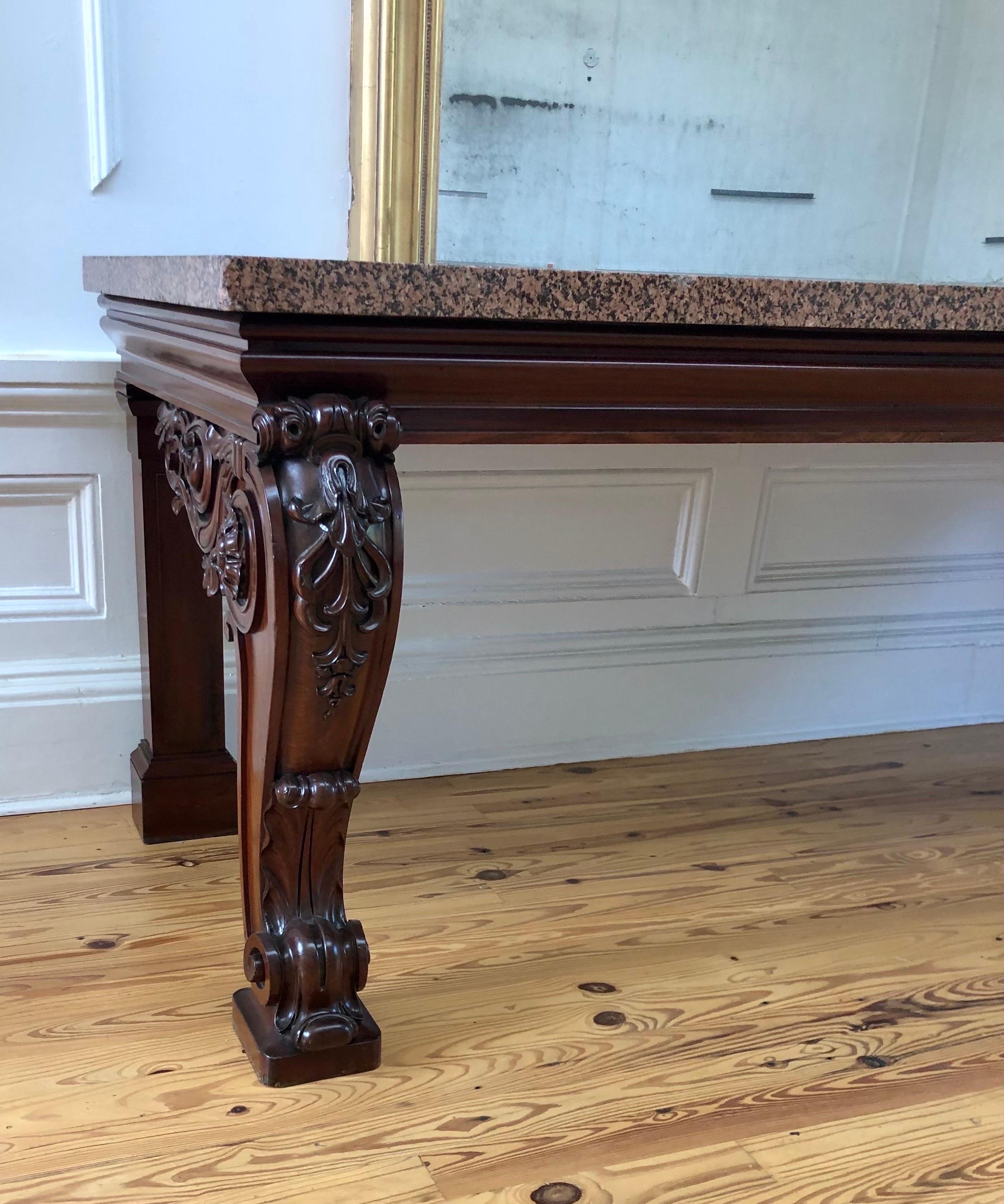 Important Irish Georgian Carved Mahogany Granite Slab Console / Hall Table For Sale 4