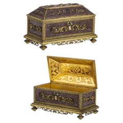 Important Italian chest - 17th century