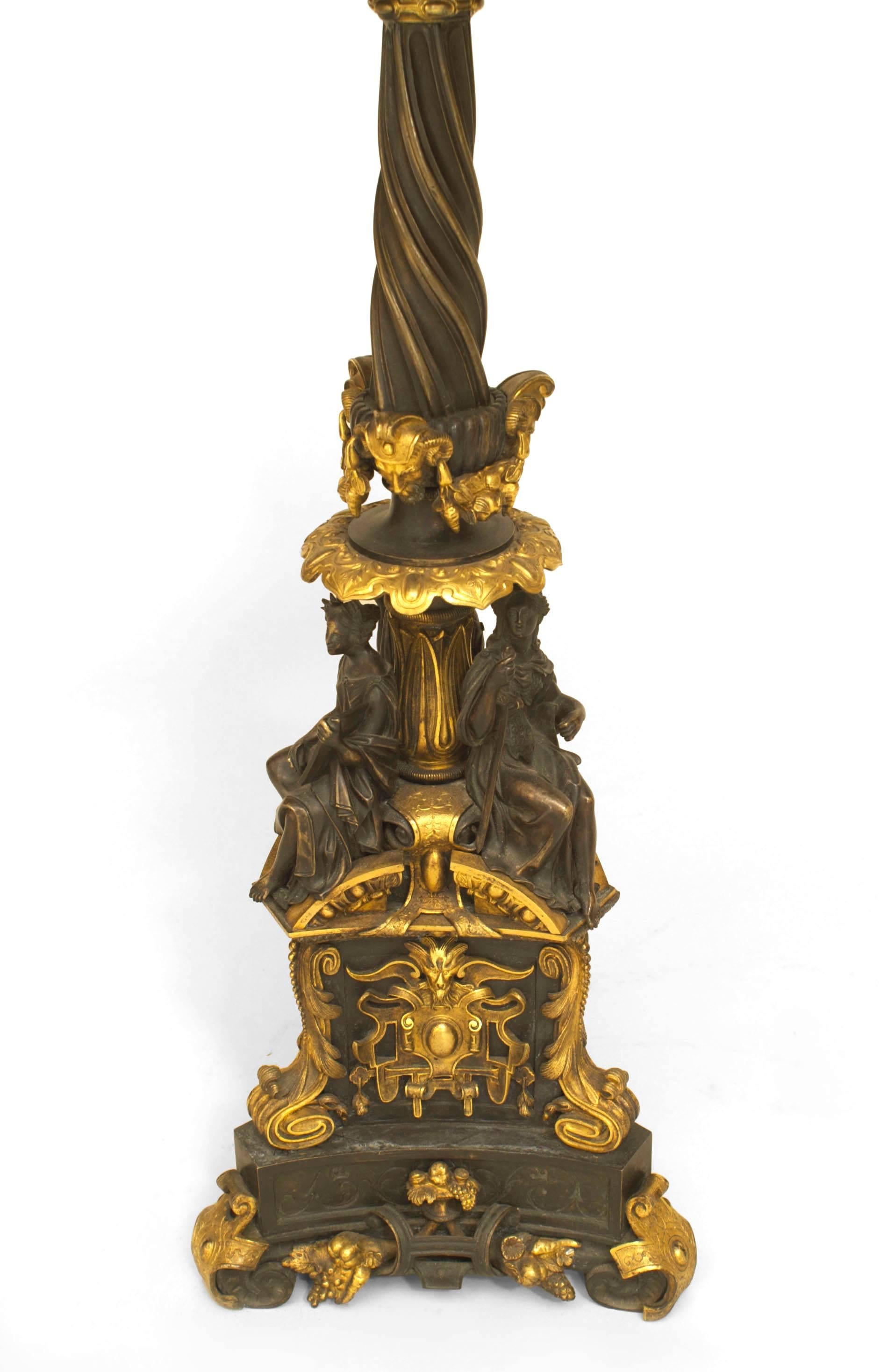 Italienischer neoklassizistischer runder Marmor-Mosaik-Tisch, Grand Tour, 19. Jahrhundert im Angebot 2
