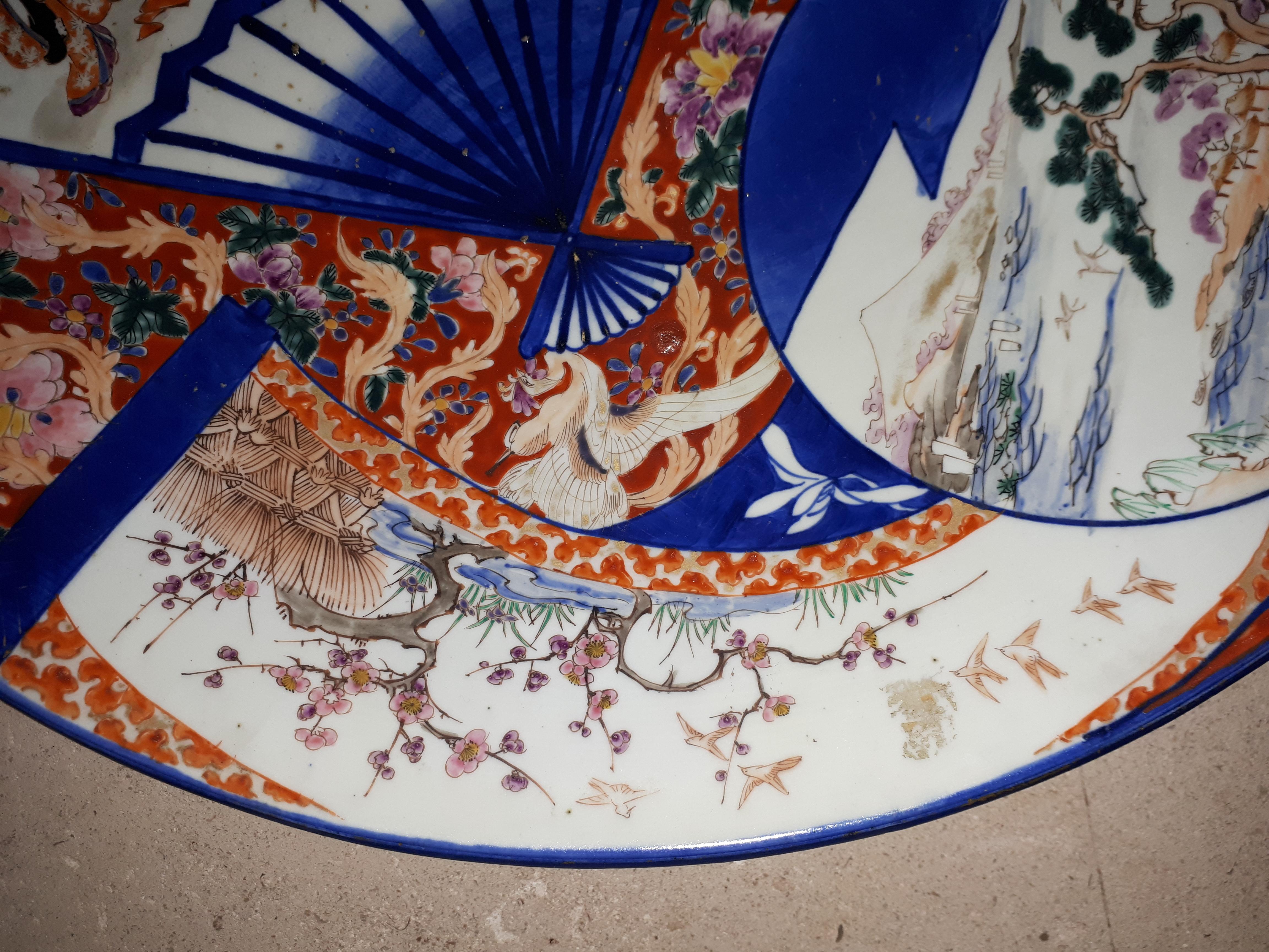 Important Japanese Arita (Imari) Porcelain Dish, Japan Edo Period For Sale 5