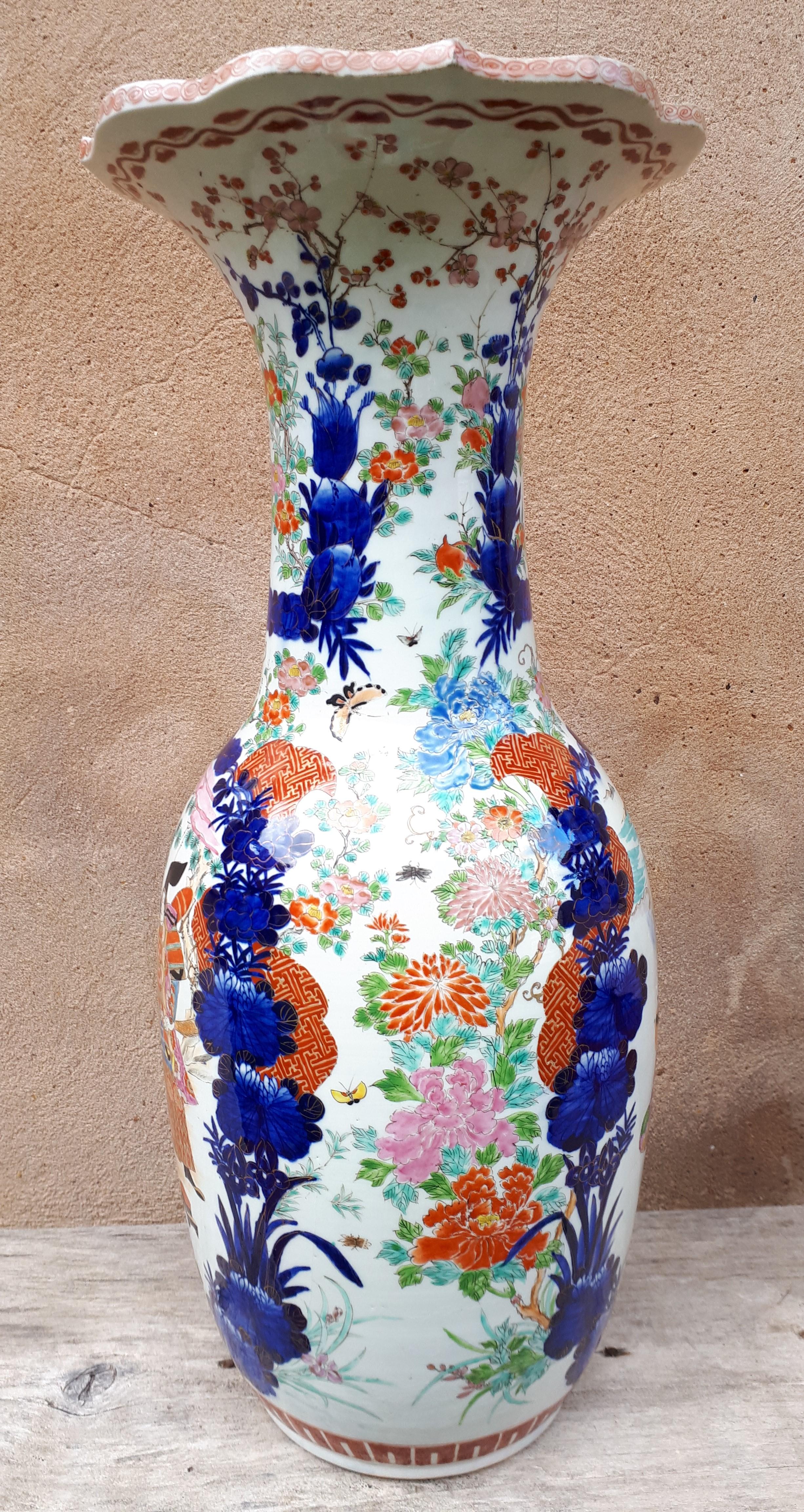 Enameled Important Japanese Arita Porcelain Vase With Imari Decor, Japan Nineteenth For Sale