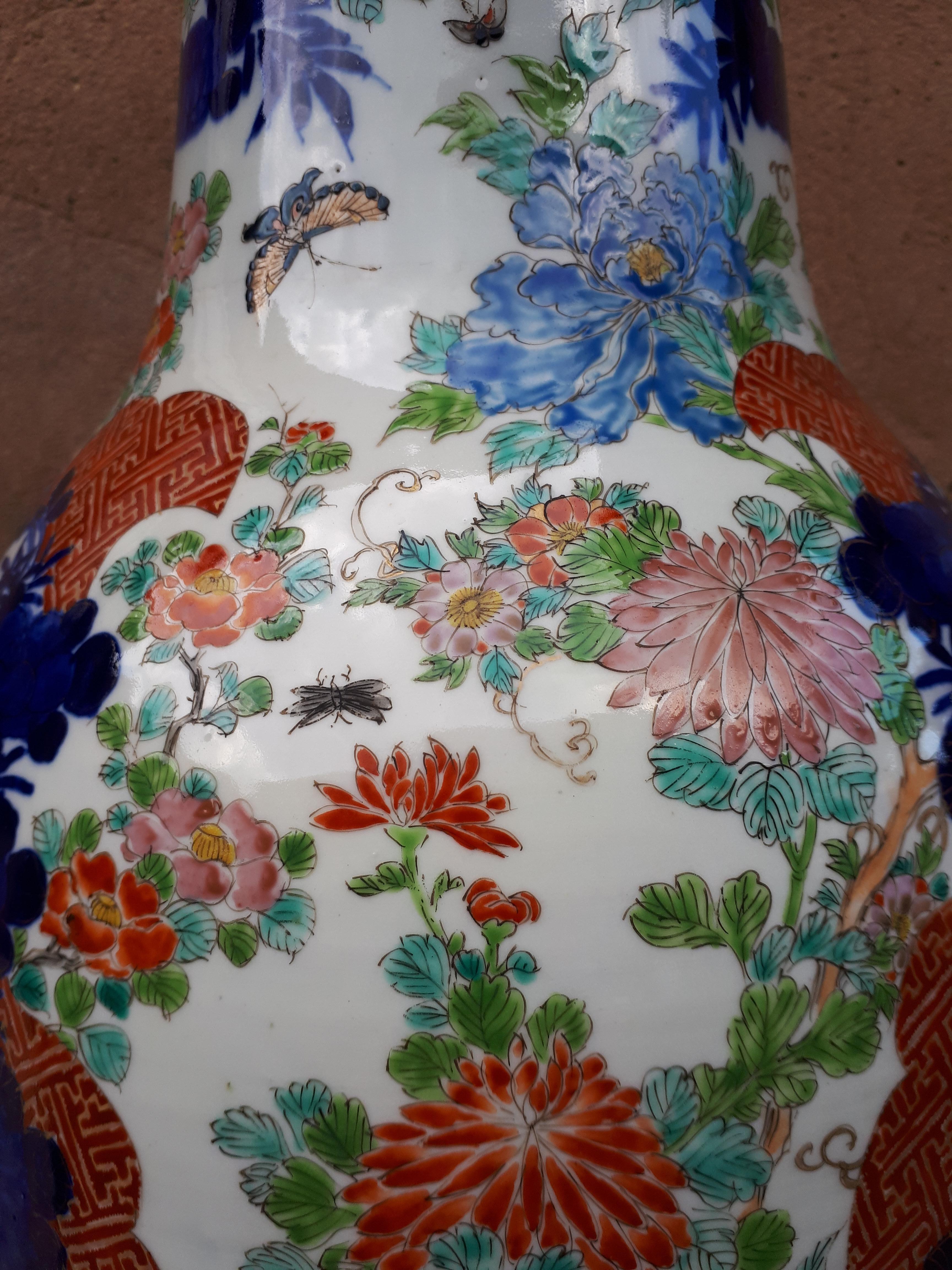 Important Japanese Arita Porcelain Vase With Imari Decor, Japan Nineteenth For Sale 4