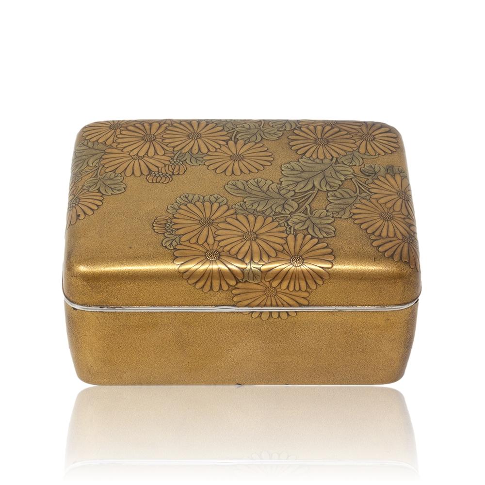 Important Japanese Lacquer Presentation Box Gifted by Japanese President to RAF For Sale 2