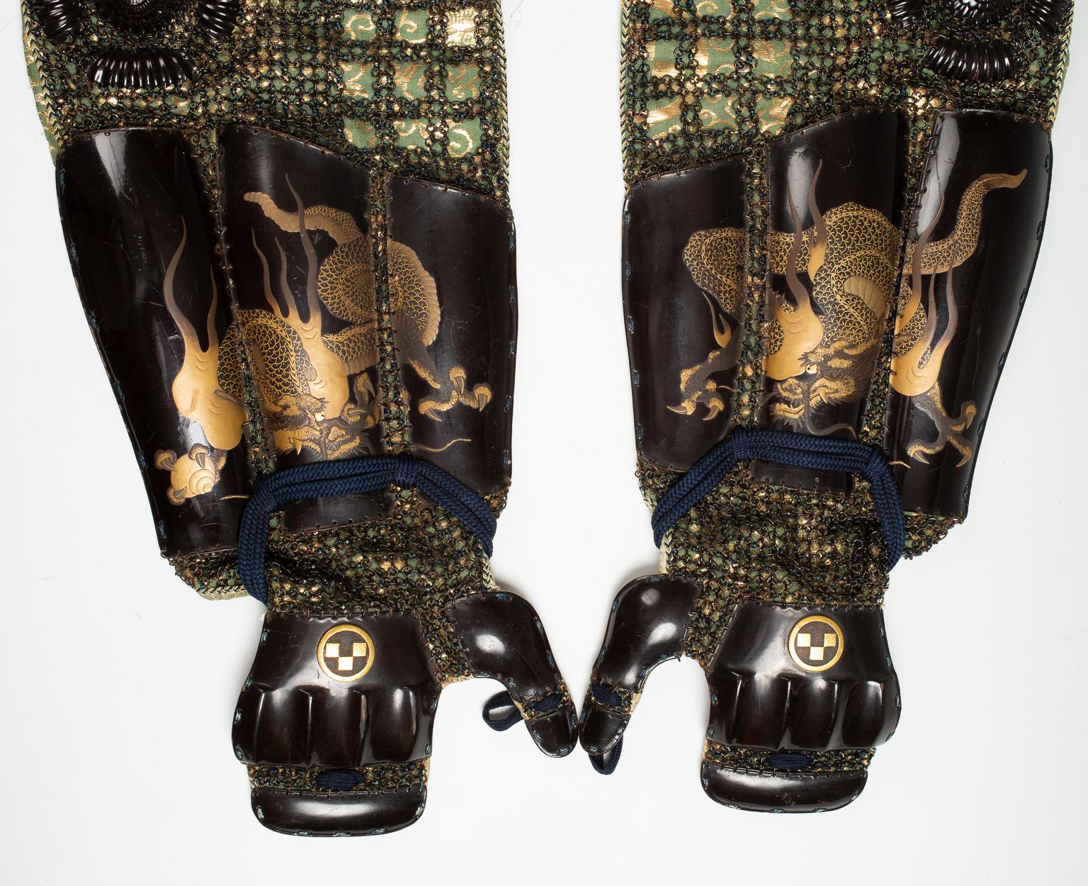 Important Japanese Samurai Armor from the Tsuchiya Clan 6