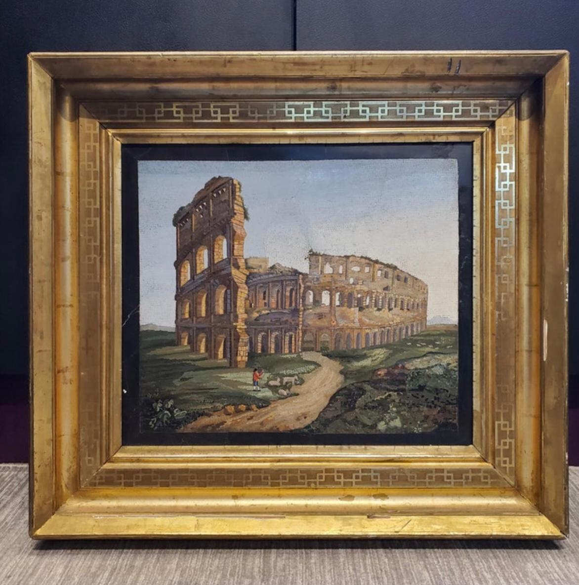Bedeutendes großes Mikromosaik mit der Darstellung des Kolosseums in Rom für Damen oder Herren im Angebot