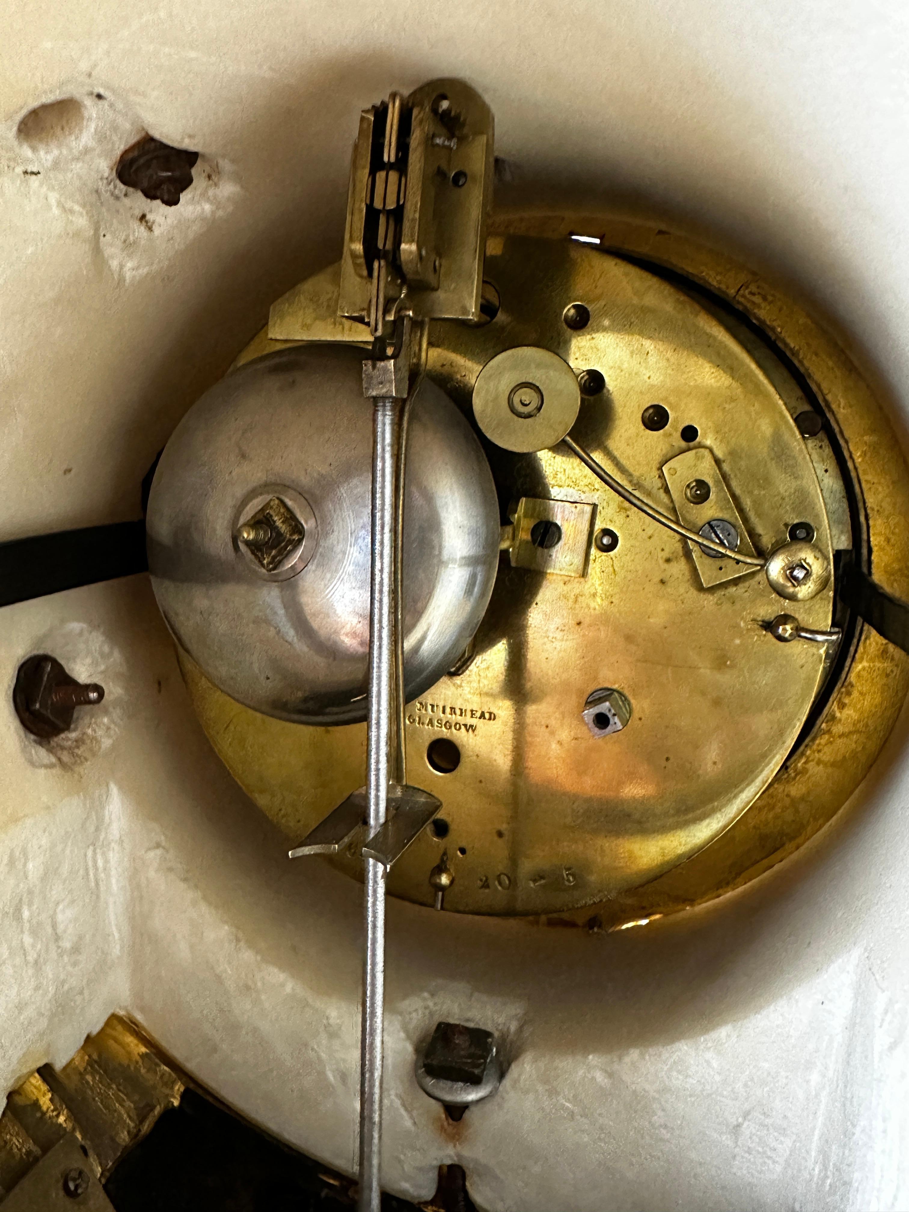 Importante horloge Lerolle Freres 5 putti figures 19ème siècle en vente 4