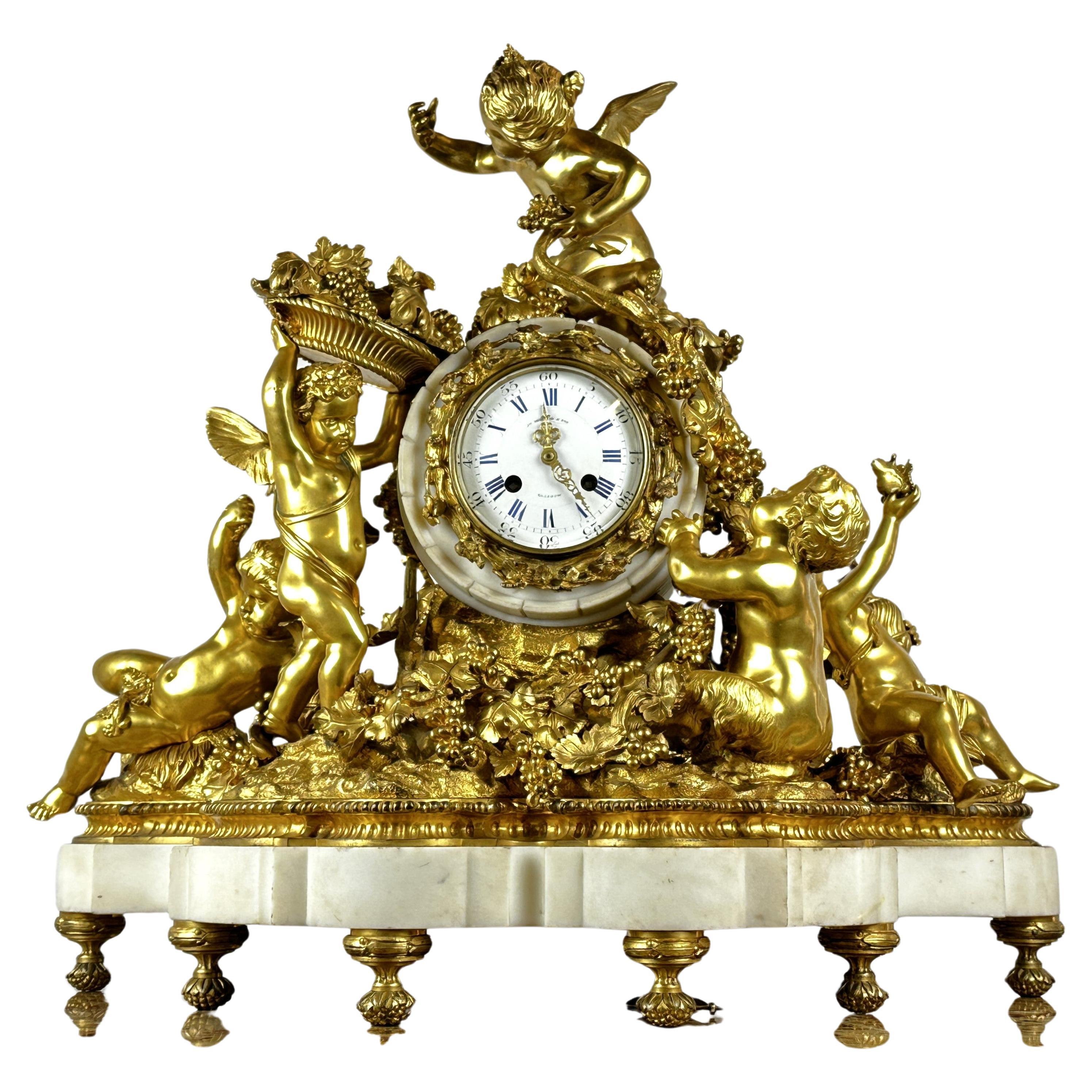 Importante horloge Lerolle Freres 5 putti figures 19ème siècle en vente