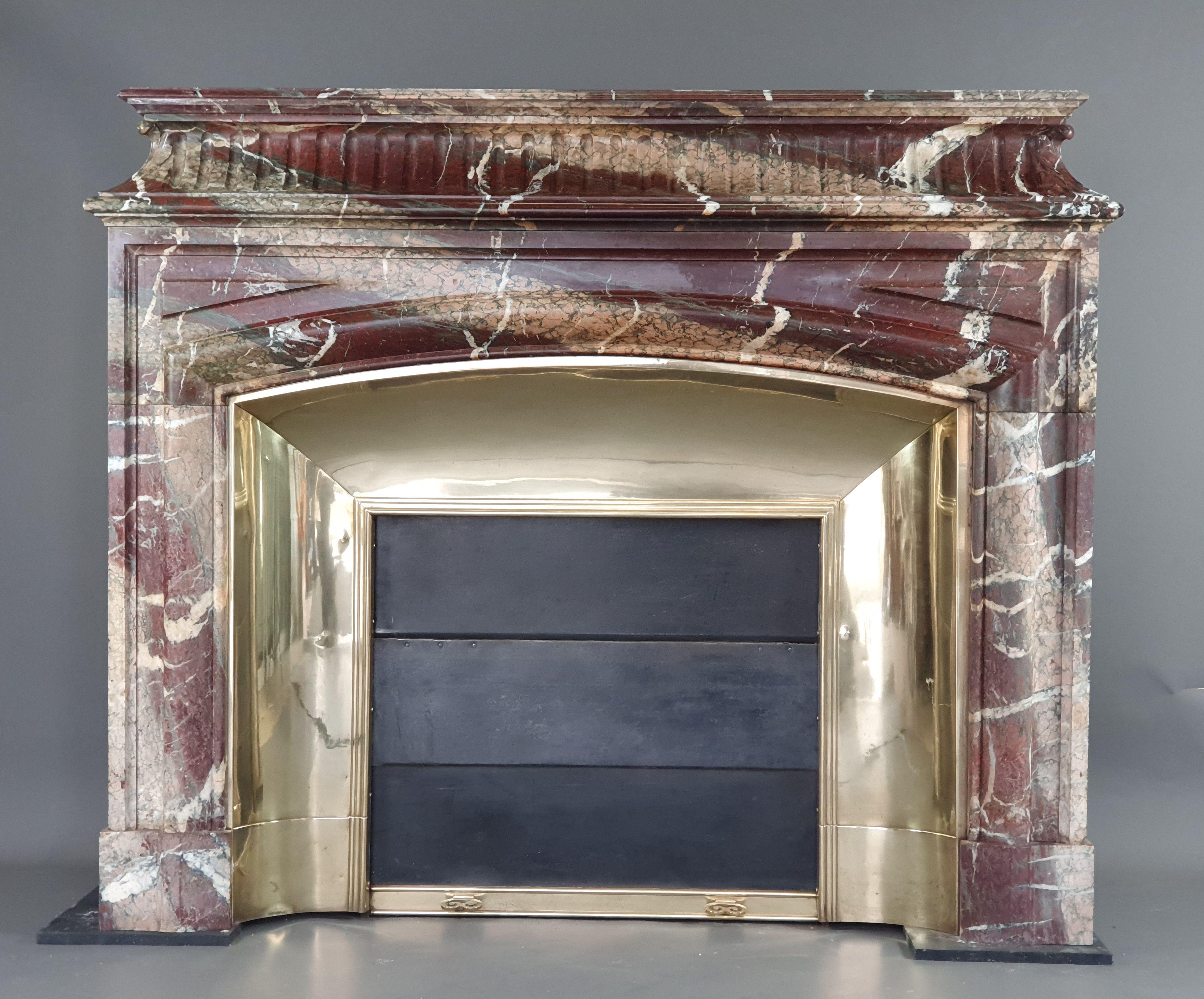 Important Louis XIV Fireplace With Acroterion In Campan Grand Mélange Marble For Sale 2
