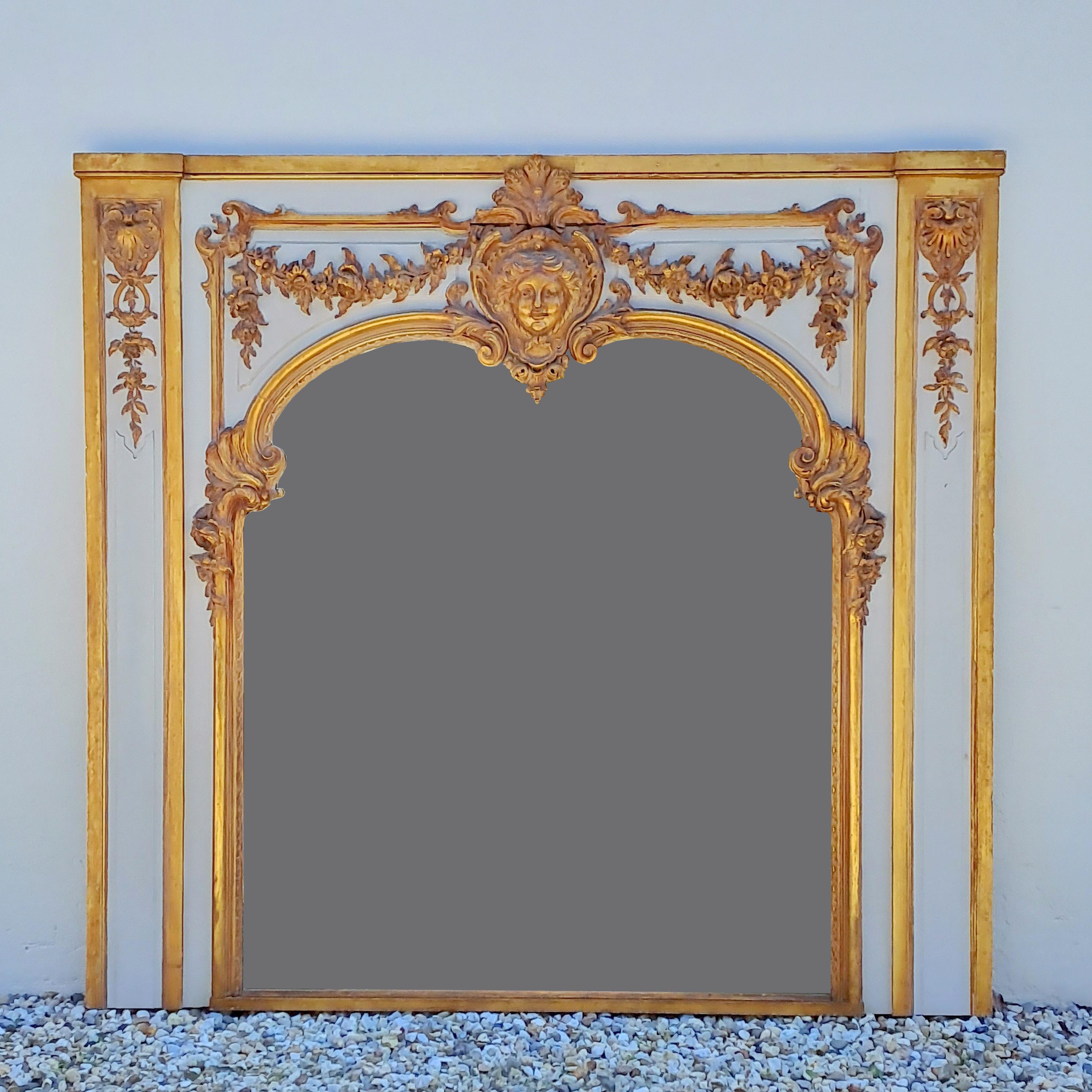 Important Louis XIV Style Trumeau In Lacquered And Gilded Wood For Sale 6
