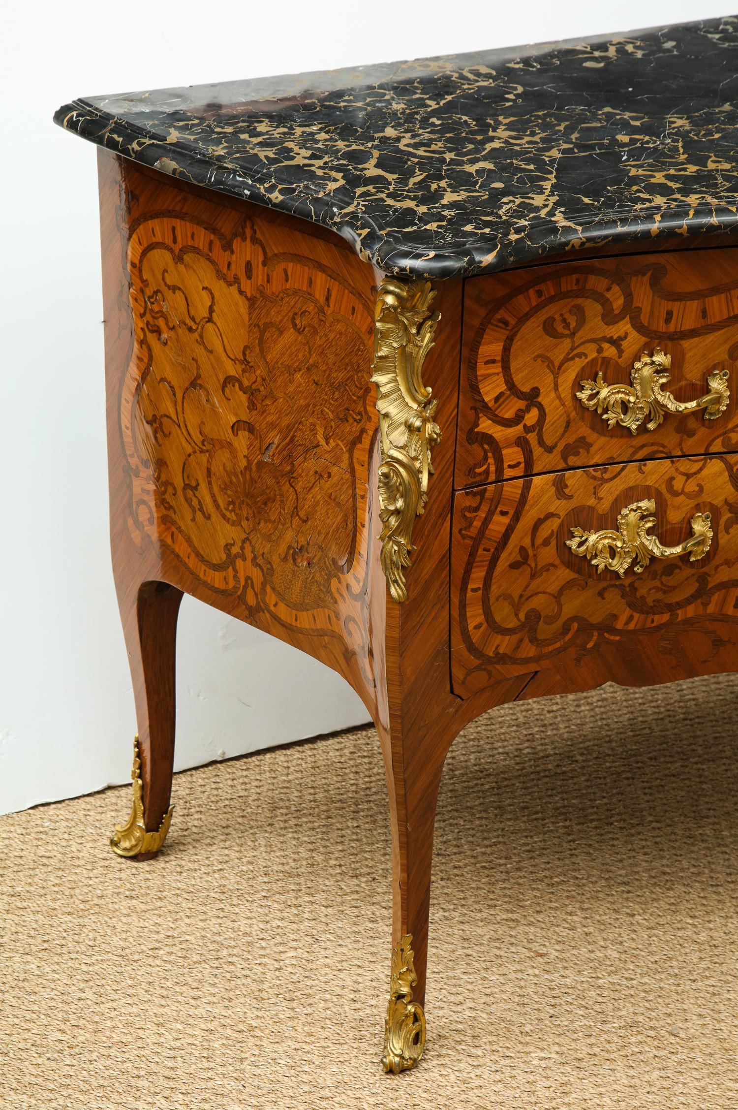 Important Louis XV Inlaid Kingwood Commode by Pierre Migeon For Sale 8