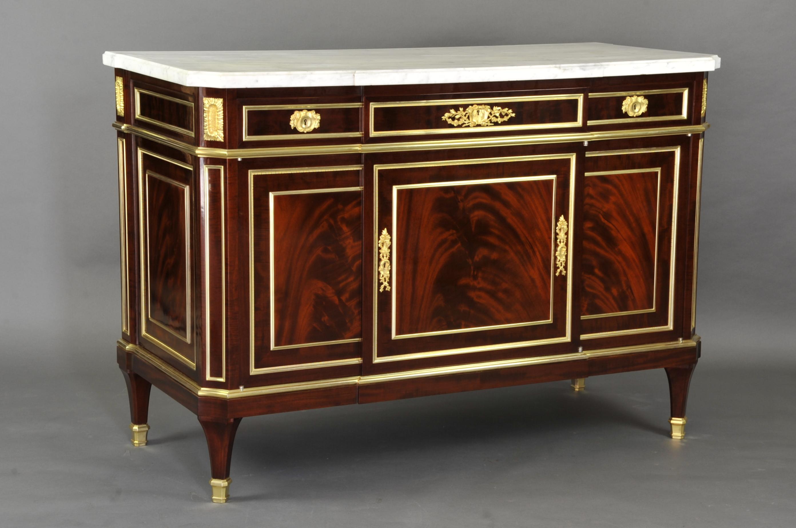 Important Louis XVI Commode Stamped Gervais Durand For Sale 4