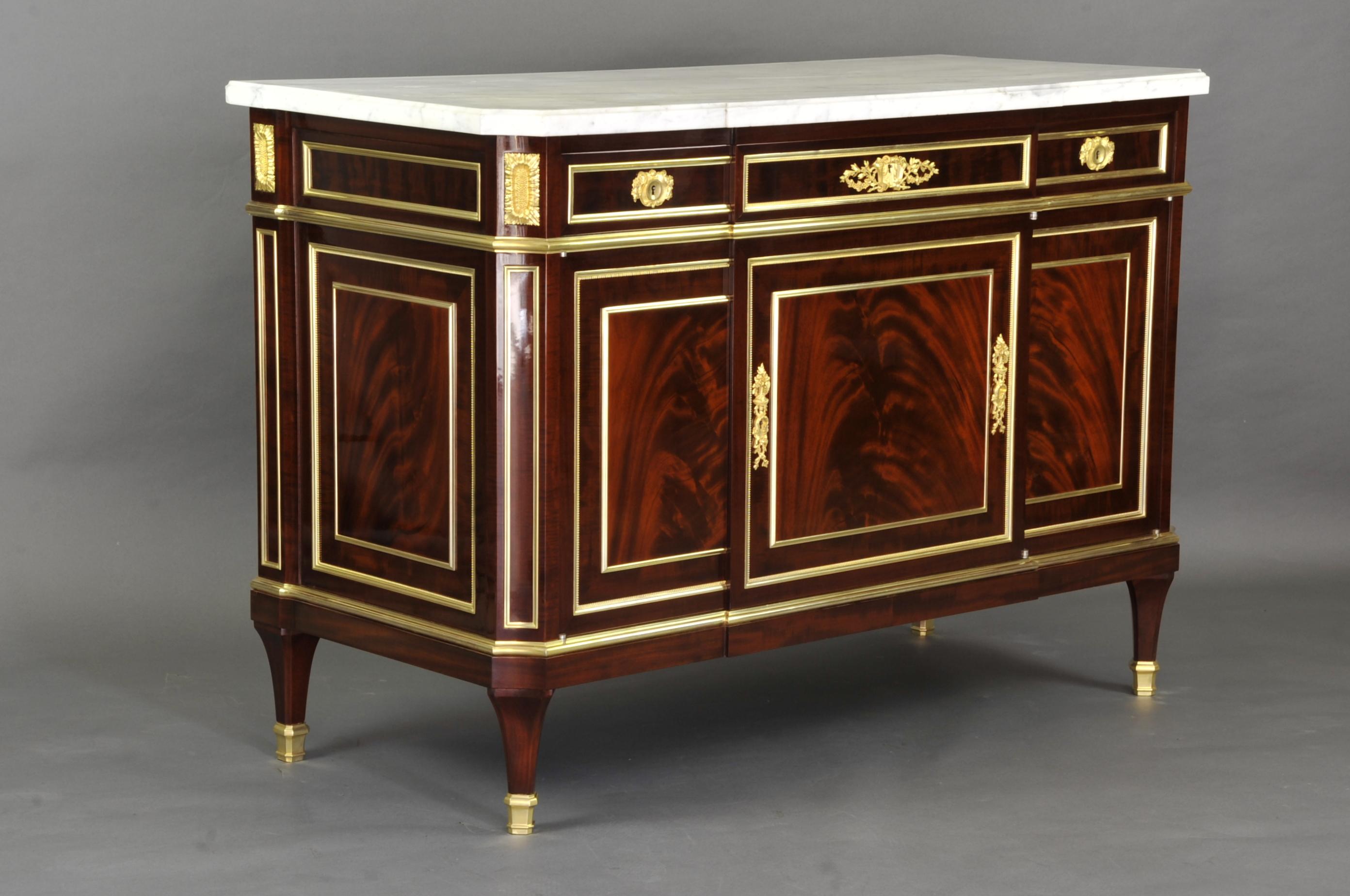 Important Louis XVI Commode Stamped Gervais Durand For Sale 5