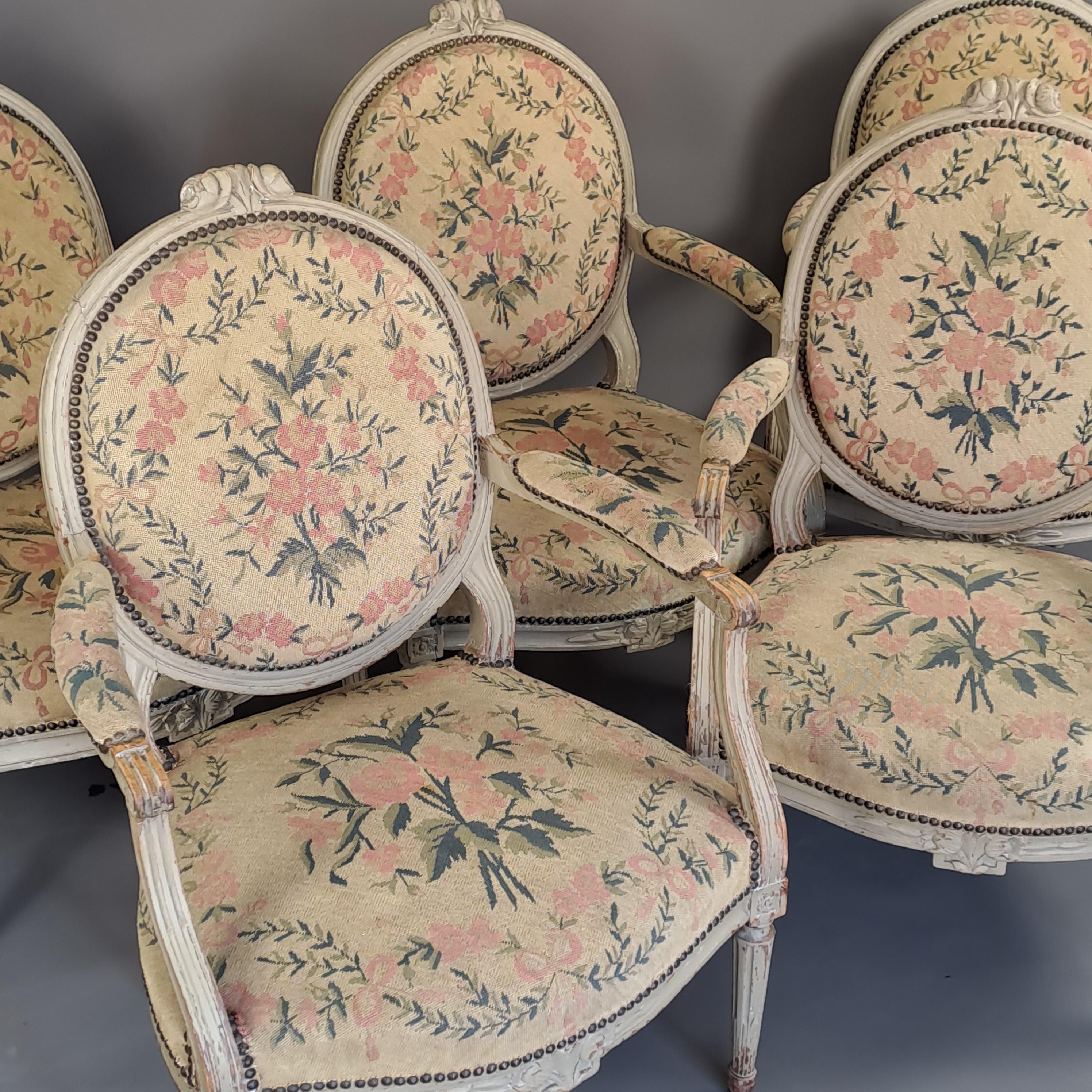 Late 18th Century Important Louis XVI Salon in Lacquered Wood and Tapestry, 7 Pieces