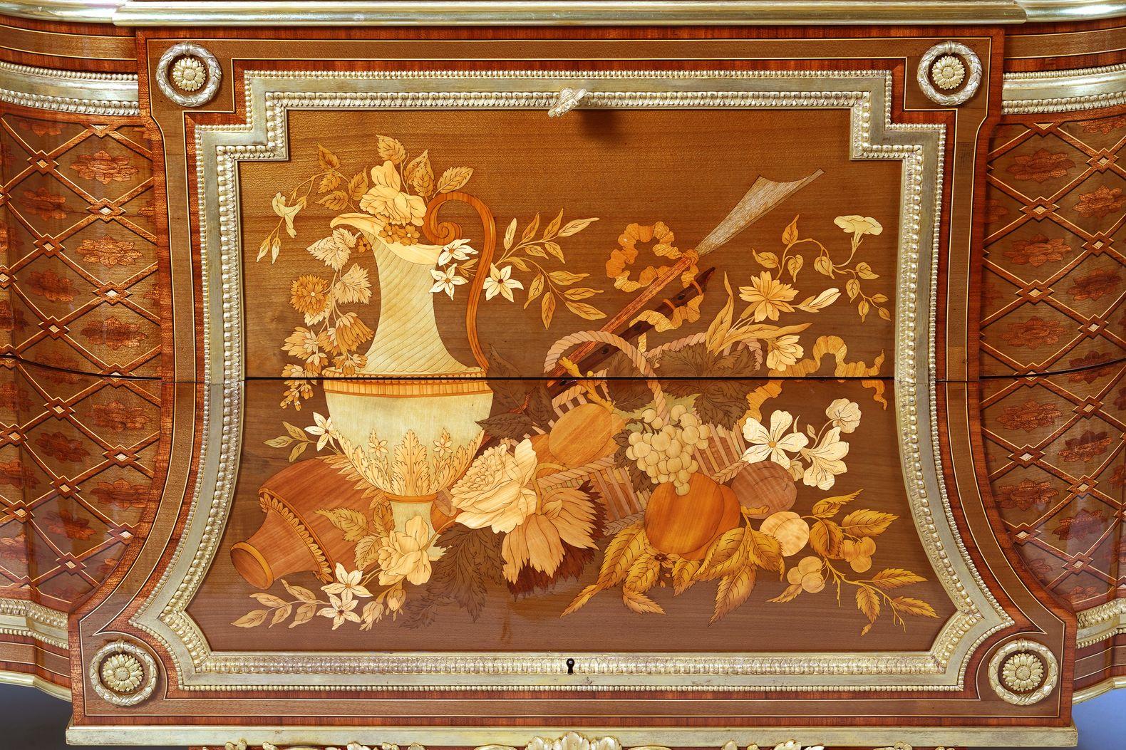 Importante commode in stile Luigi XVI di F. Link, Francia, circa 1890 In condizioni buone in vendita a PARIS, FR