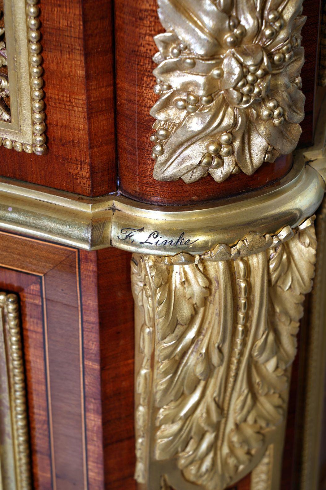 Importante commode in stile Luigi XVI di F. Link, Francia, circa 1890 in vendita 1