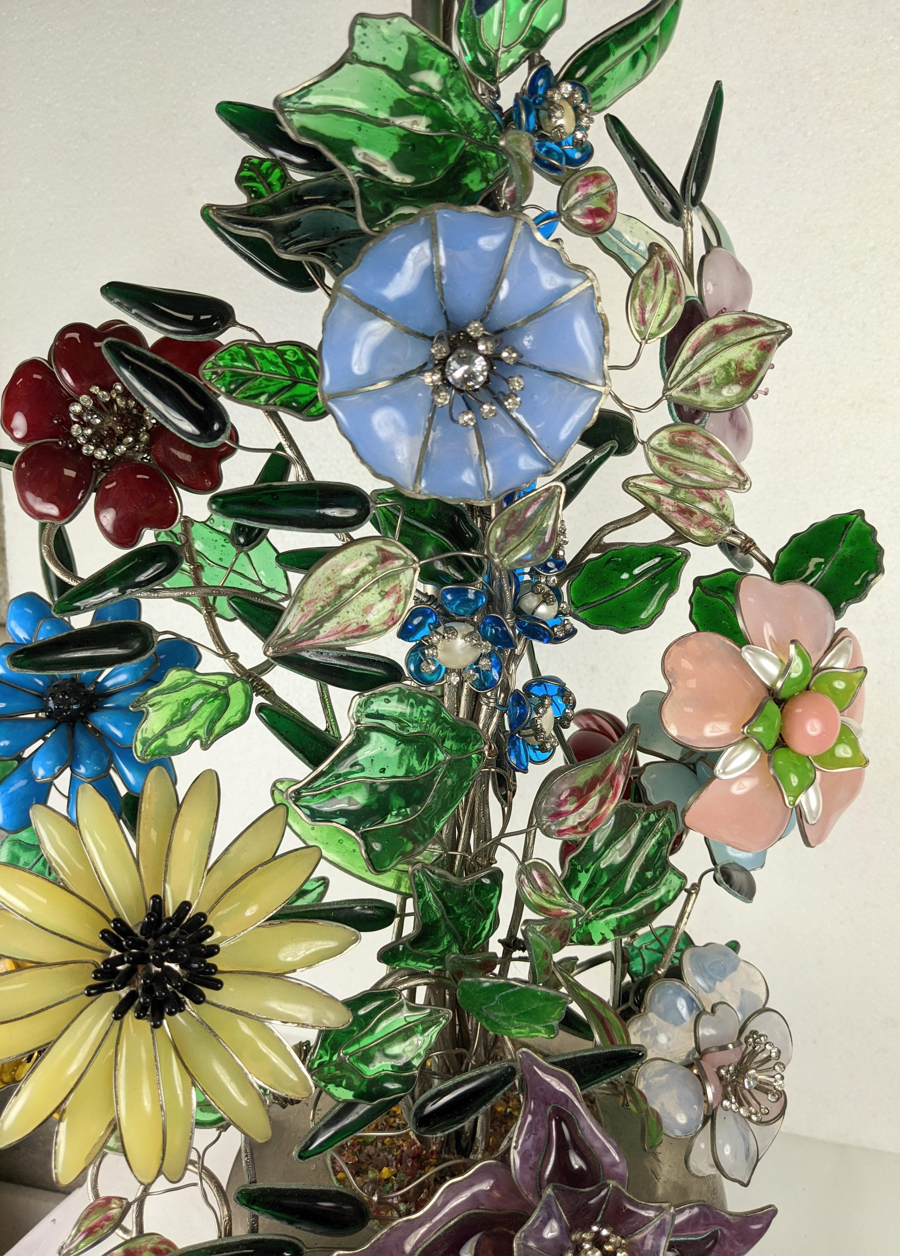 Importante arreglo floral de la Maison Gripoix, Yves Saint Laurent finales del siglo XX en venta