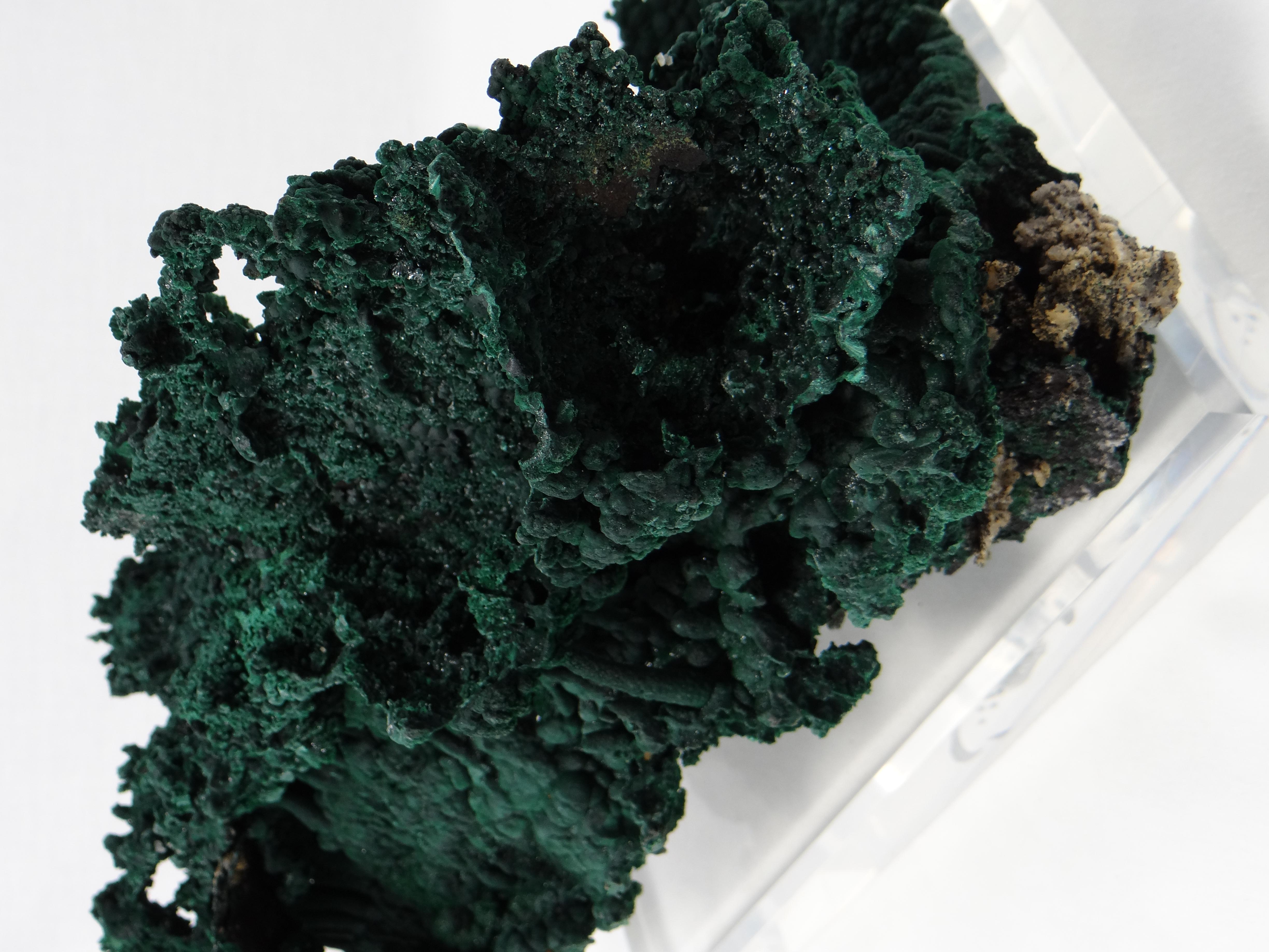 Important Malachite Stalactite from Congo, 1990 For Sale 3