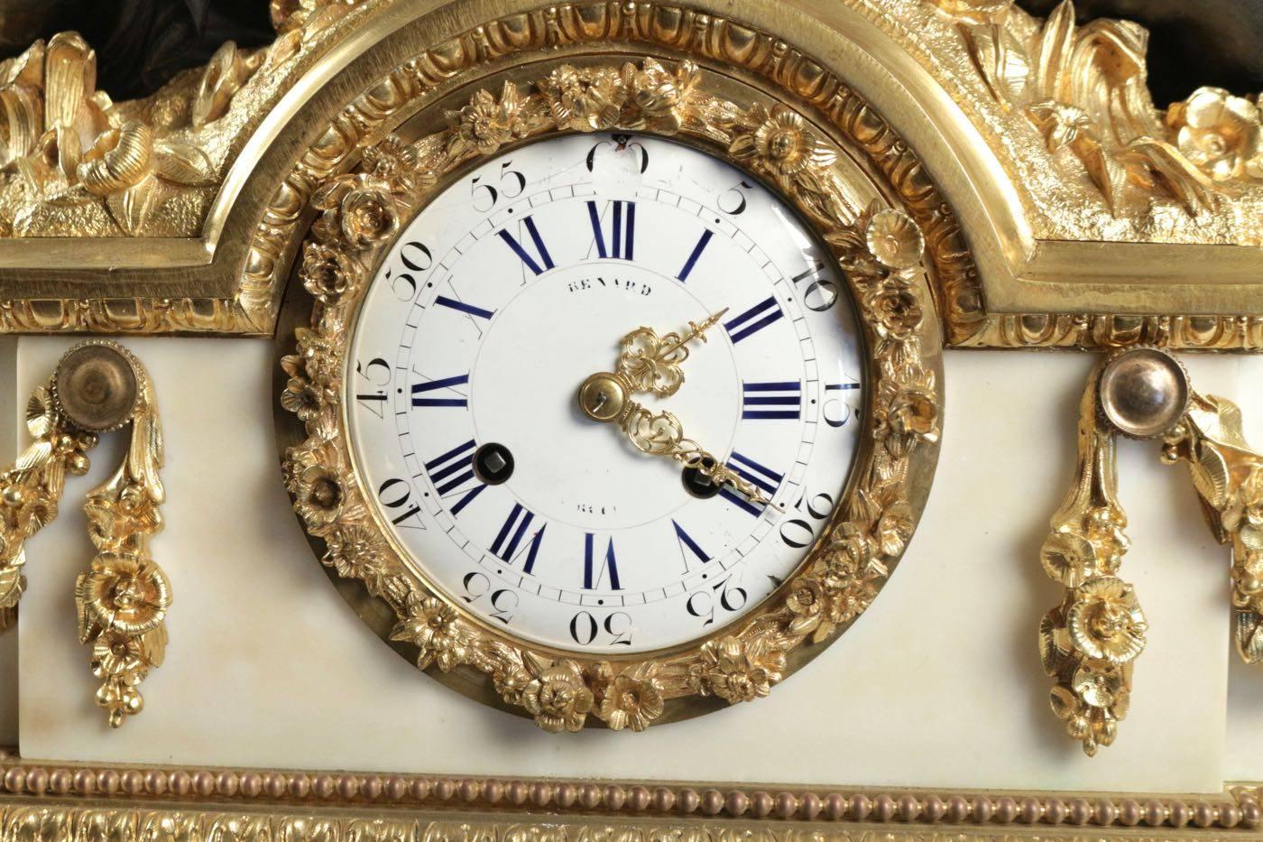 Important Mantle Clock with Matching Candelabras In Excellent Condition In Saint-Ouen, FR