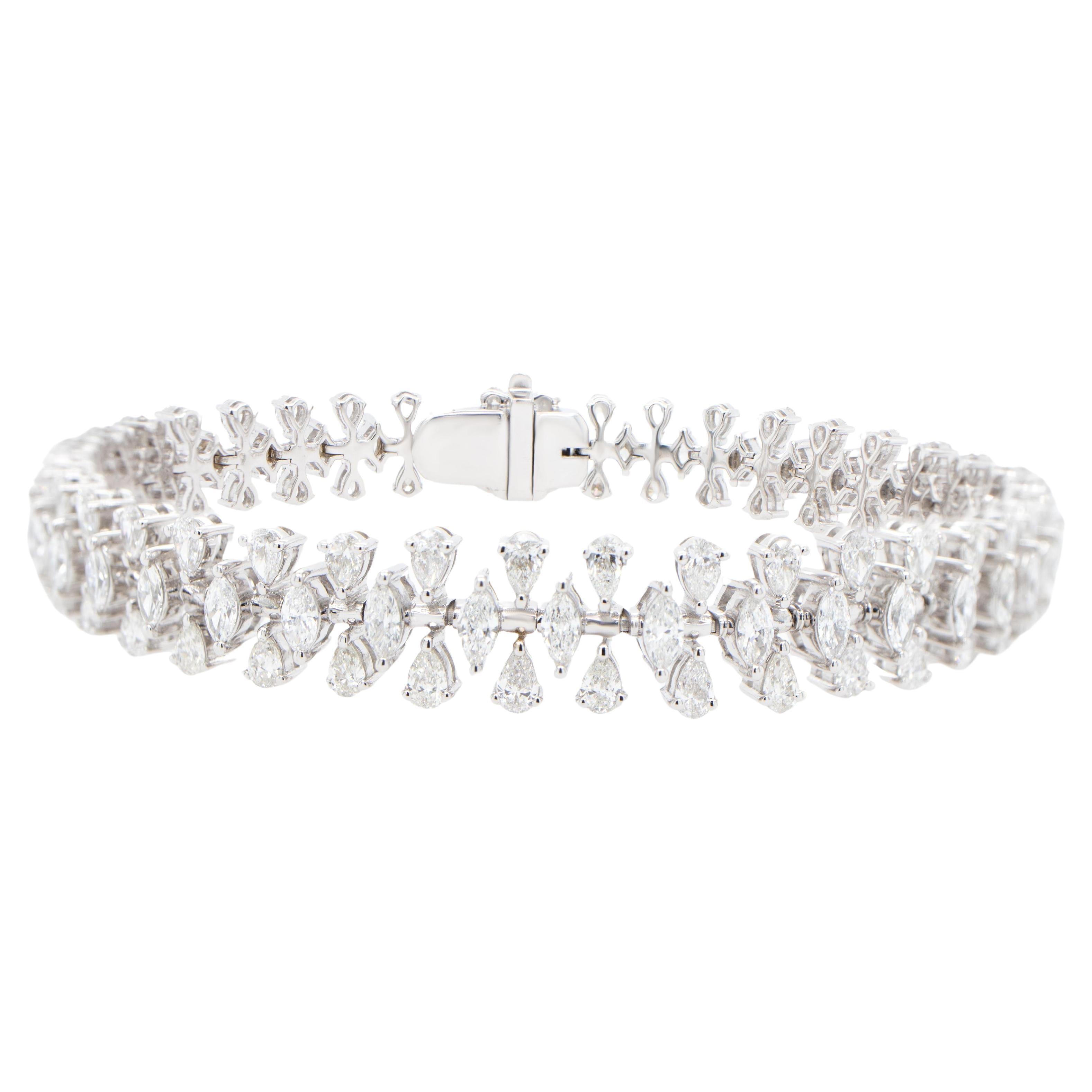 Important Marquise and Pear Cut Diamond Bracelet 6.65 Carats 18K White Gold