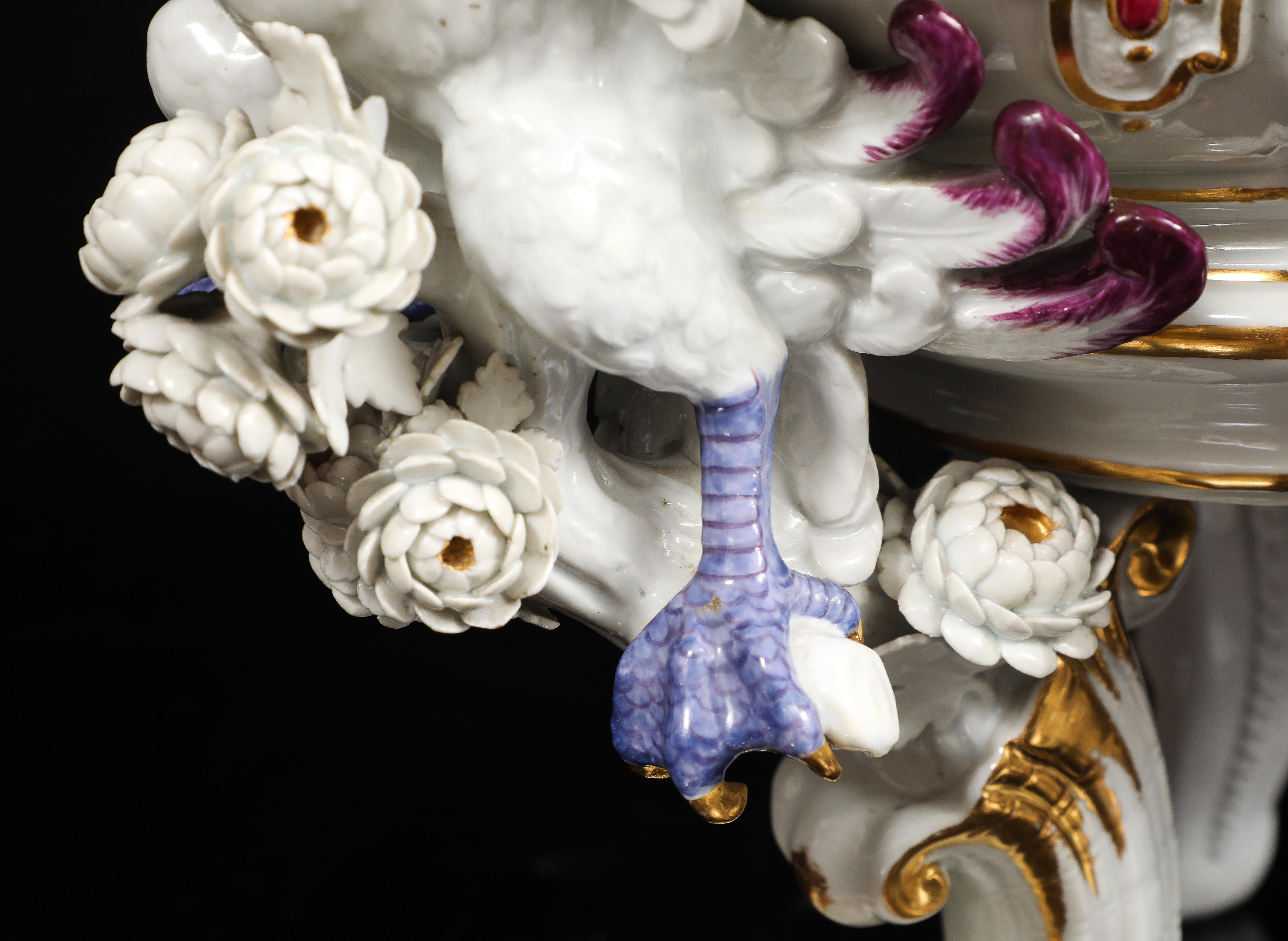 Important centre de table Meissen Chinoiserie avec têtes de coq, par J.J. Kändler en vente 10
