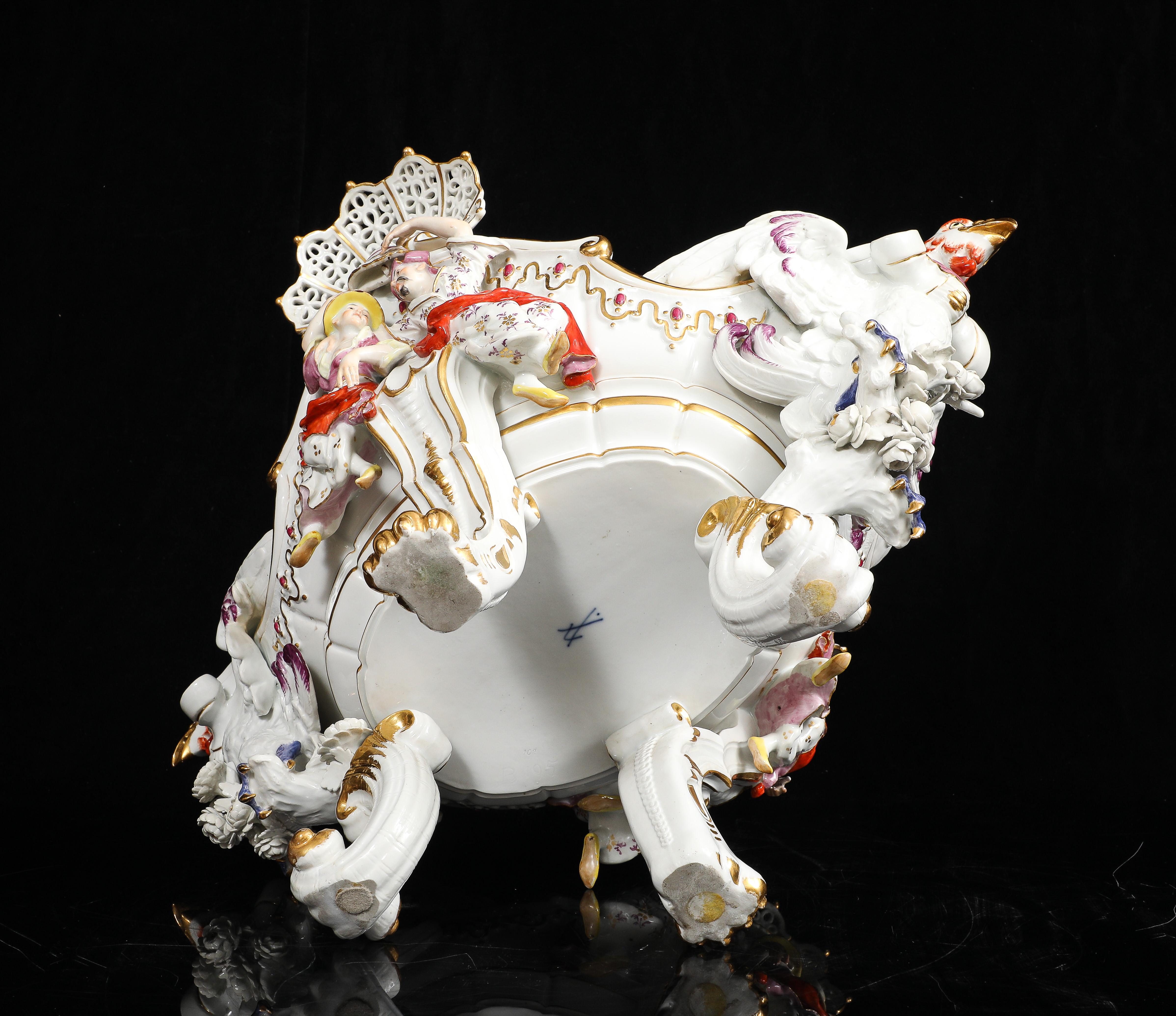 Important centre de table Meissen Chinoiserie avec têtes de coq, par J.J. Kändler en vente 11