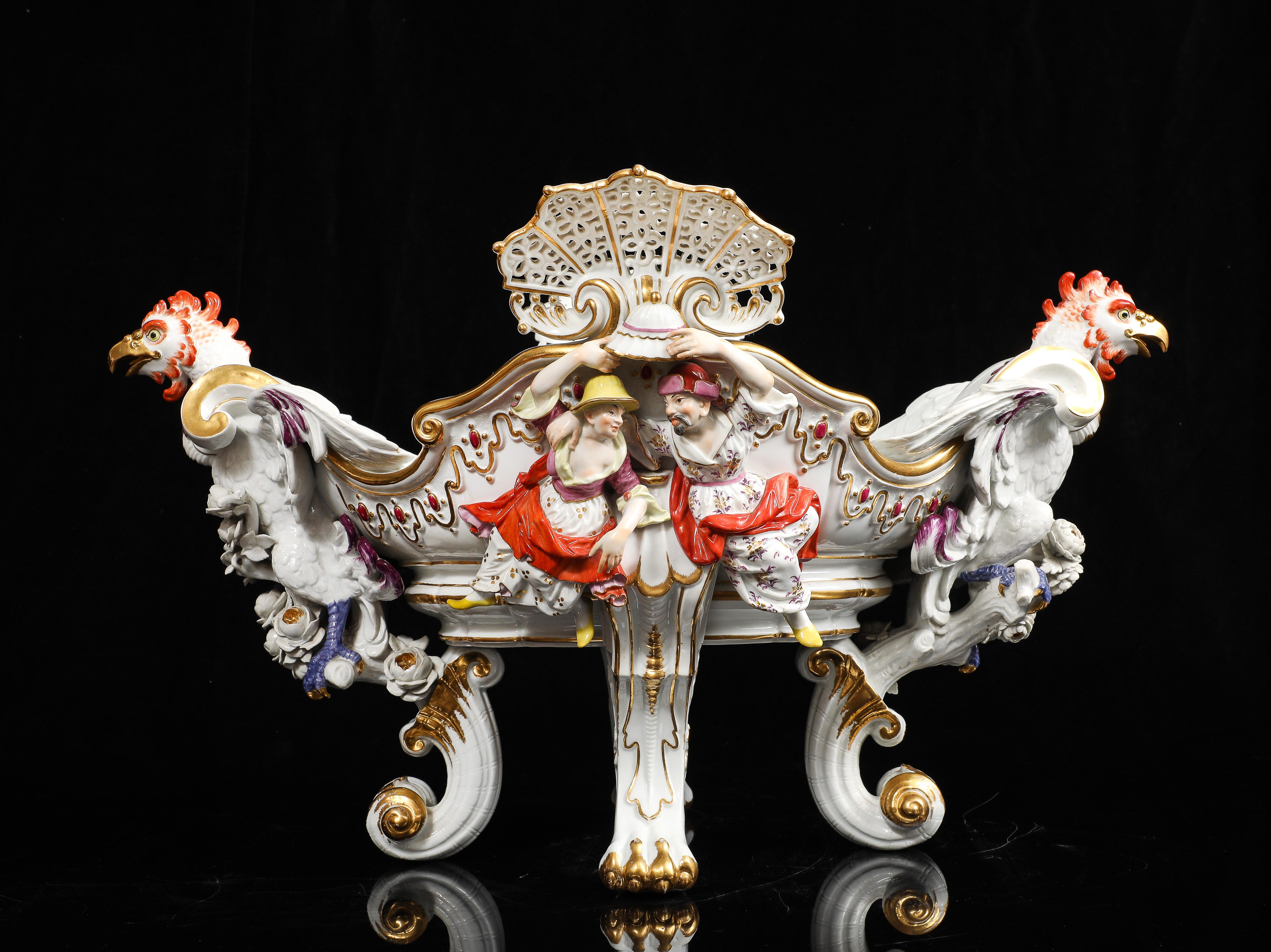 Important centre de table Meissen Chinoiserie avec têtes de coq, par J.J. Kändler Bon état - En vente à New York, NY