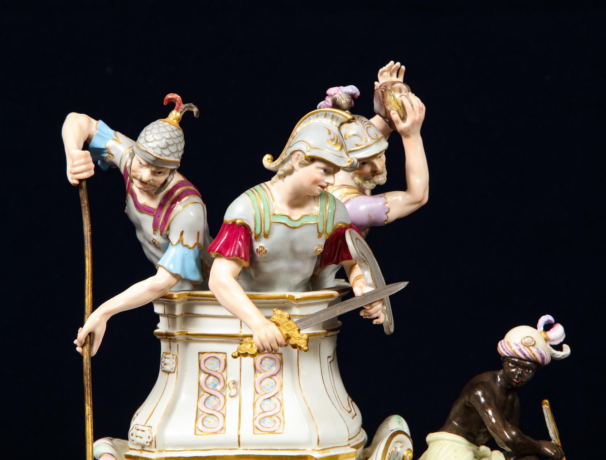 Tedesco Importanti gruppi di elefanti e soldati con gualdrappa di Meissen Porcelain in vendita